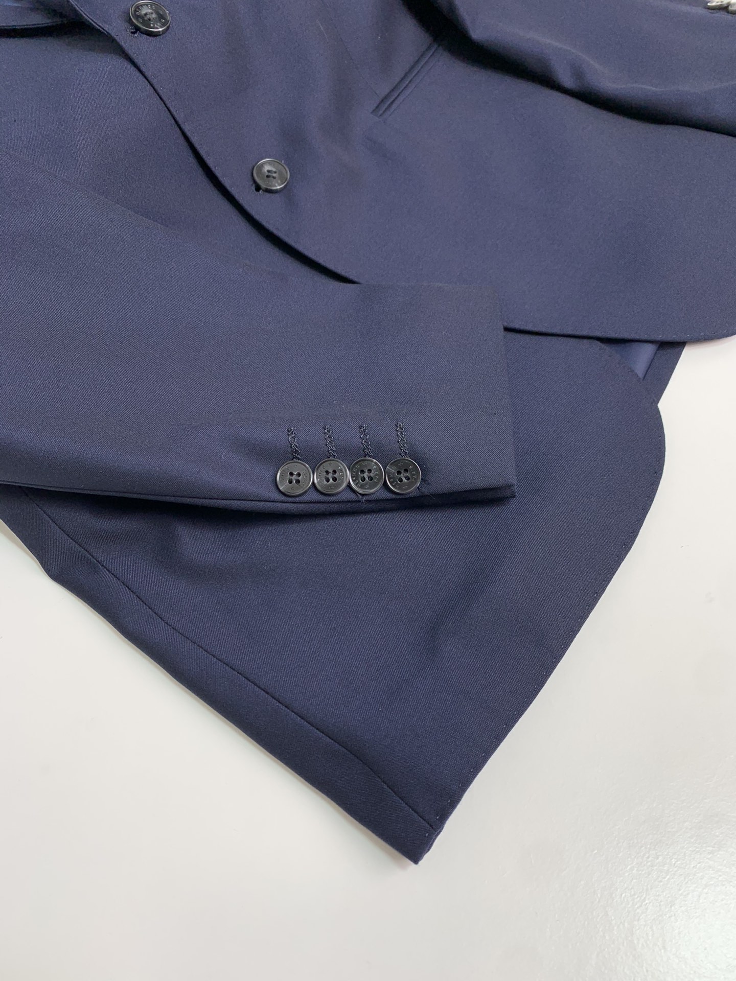 H家男士高端商务羊毛西服套装（专属收纳袋装），贸易公司渠道臻品，高奢顶尖品鉴货，25年F/W秋冬官方新品