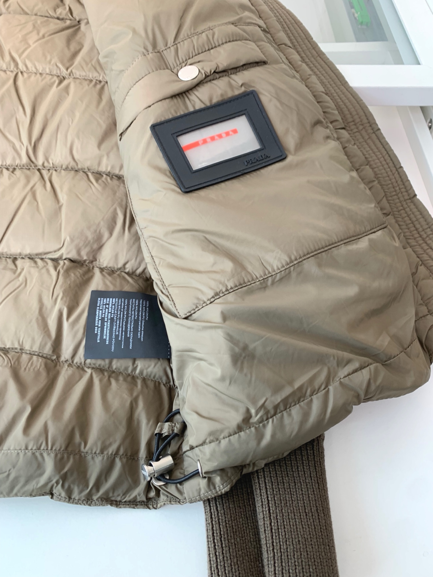 ，2025秋冬新款针织拼接羽绒连帽休闲外套！秋冬非常实穿的一款！羽绒与羊毛的碰撞！有着细节质感 不管单穿