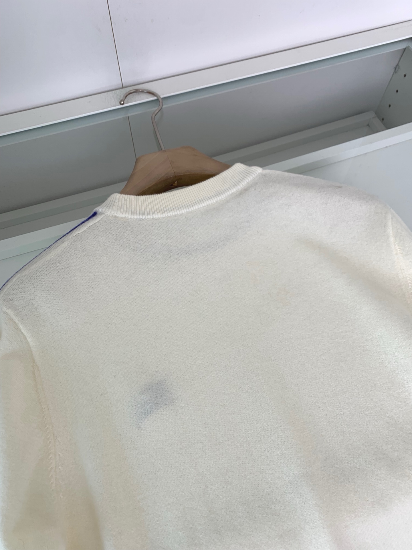 意大利代工厂出品！B家官网秋冬男士轻奢战马刺绣徽标羊绒针织衫/羊毛圆领针织毛衣。意大利客供 聚酯纤维混纺