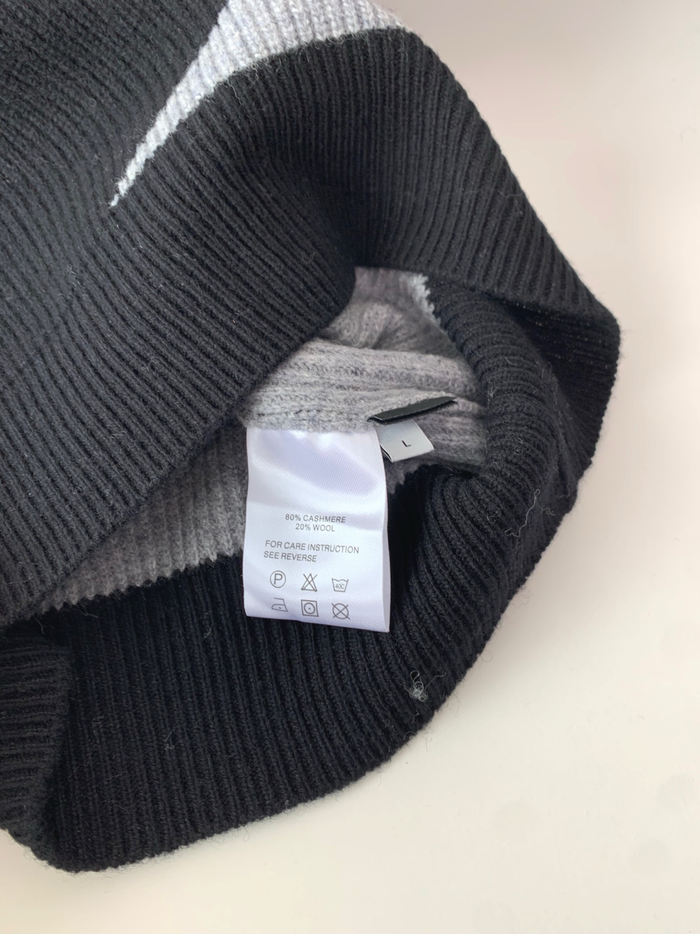 。ZZ男士高端简约羊绒羊毛混纺针织毛衫元宝针设计官网最新，香港洋行渠道货，纯正血统品质，25秋冬新款，经