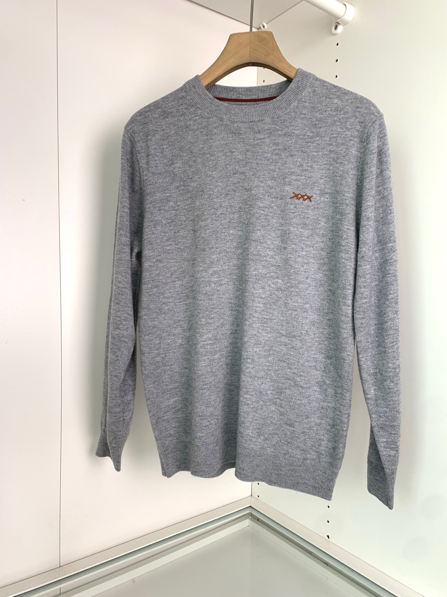 ，ZZ25FW秋冬新款进口超精细针织纤维圆领毛衣，男女同款经典XXX刺绣标识休闲套头毛衣针织衫！Z家万年