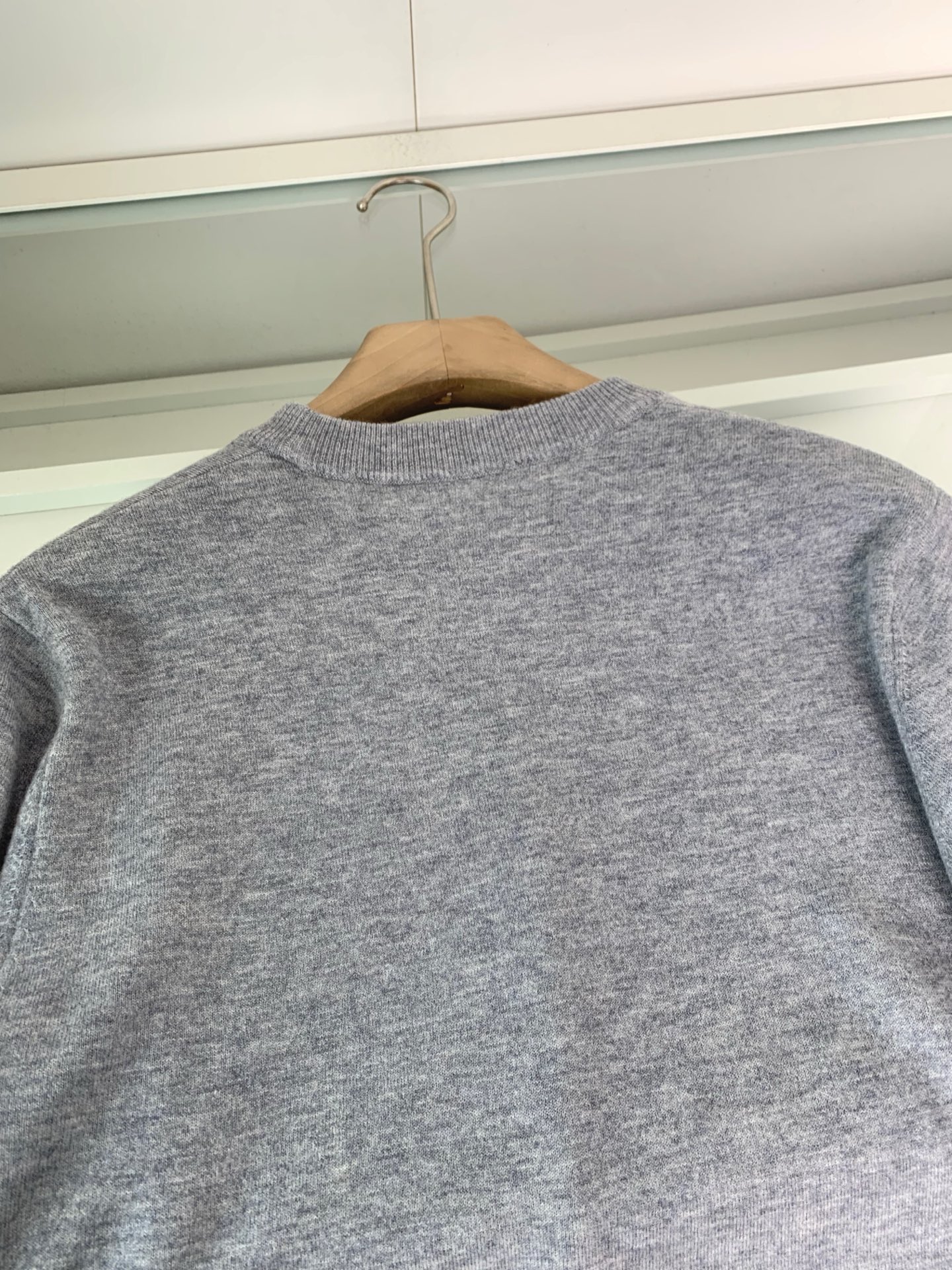 ，ZZ25FW秋冬新款进口超精细针织纤维圆领毛衣，男女同款经典XXX刺绣标识休闲套头毛衣针织衫！Z家万年