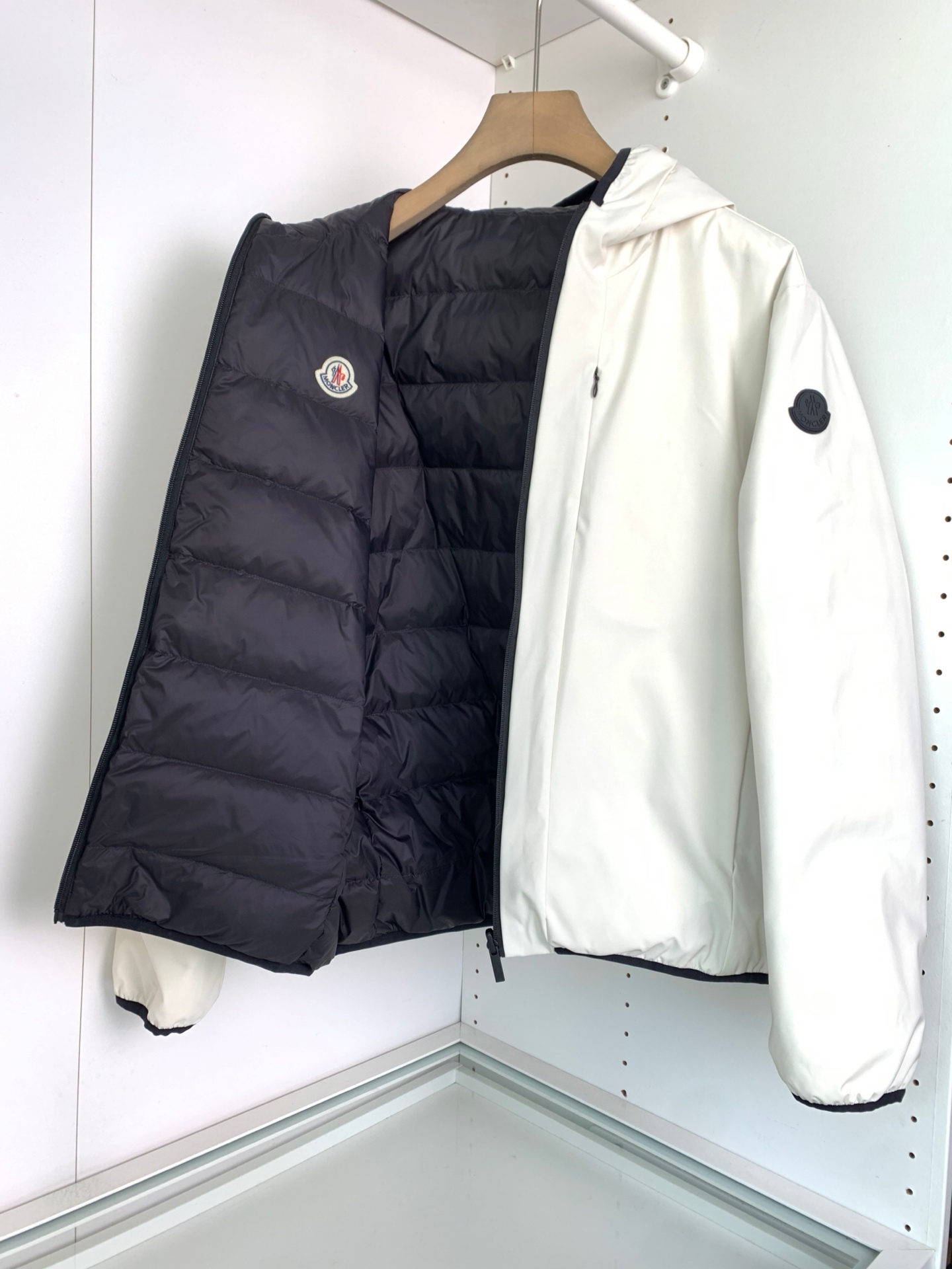 （A面三防面料）MON秋冬新款简约纯色休闲双面羽绒服！男士经典双面穿简约大气，采用三防面料，防水，防油污