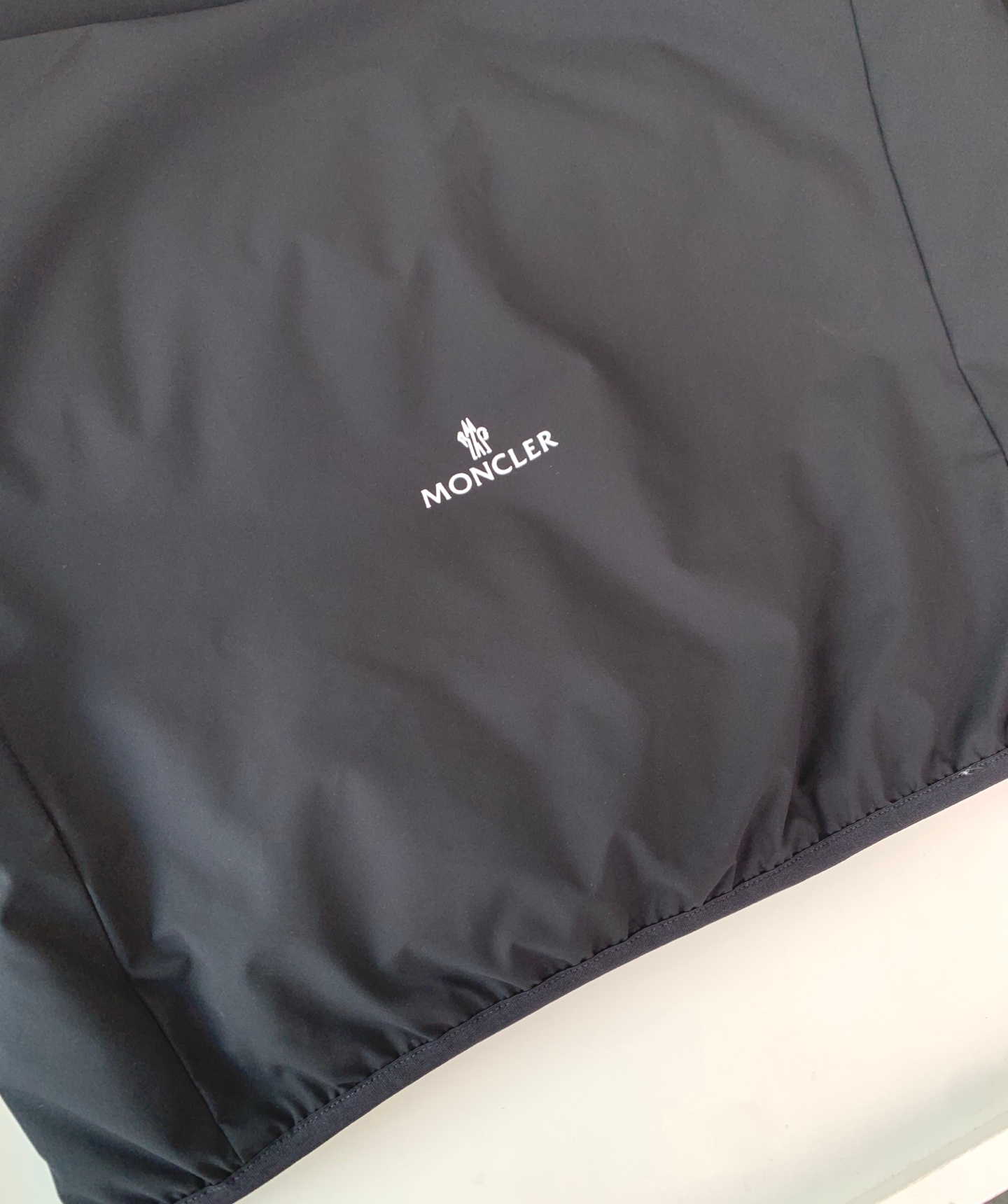 A面三防面料）MON秋冬新款简约纯色休闲双面羽绒服！男士经典双面穿简约大气，采用三防面料，防水，防油污，