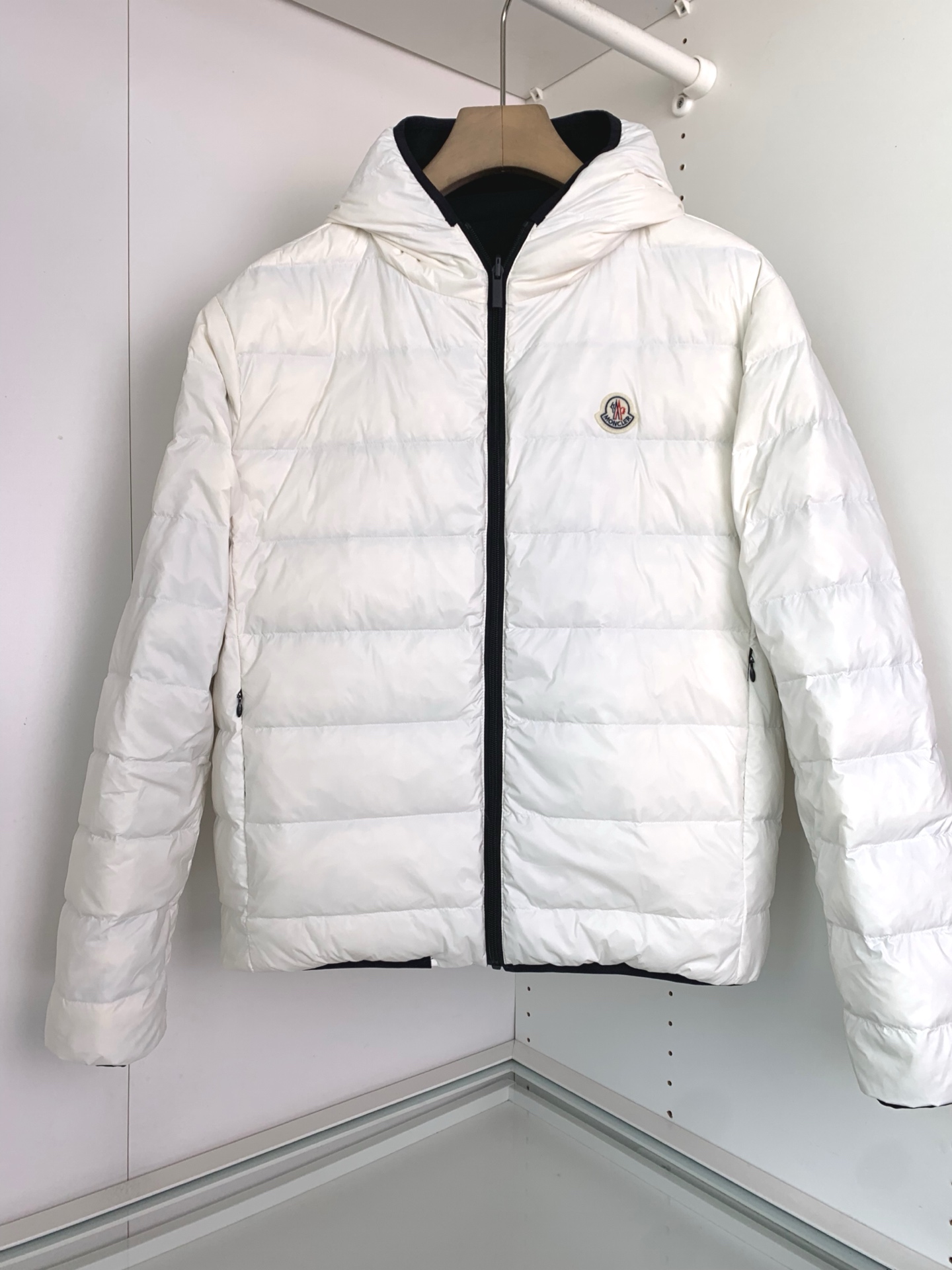 （B面羽绒服）MON秋冬新款简约纯色休闲双面羽绒服！男士经典双面穿简约大气，采用三防面料，防水，防油污，