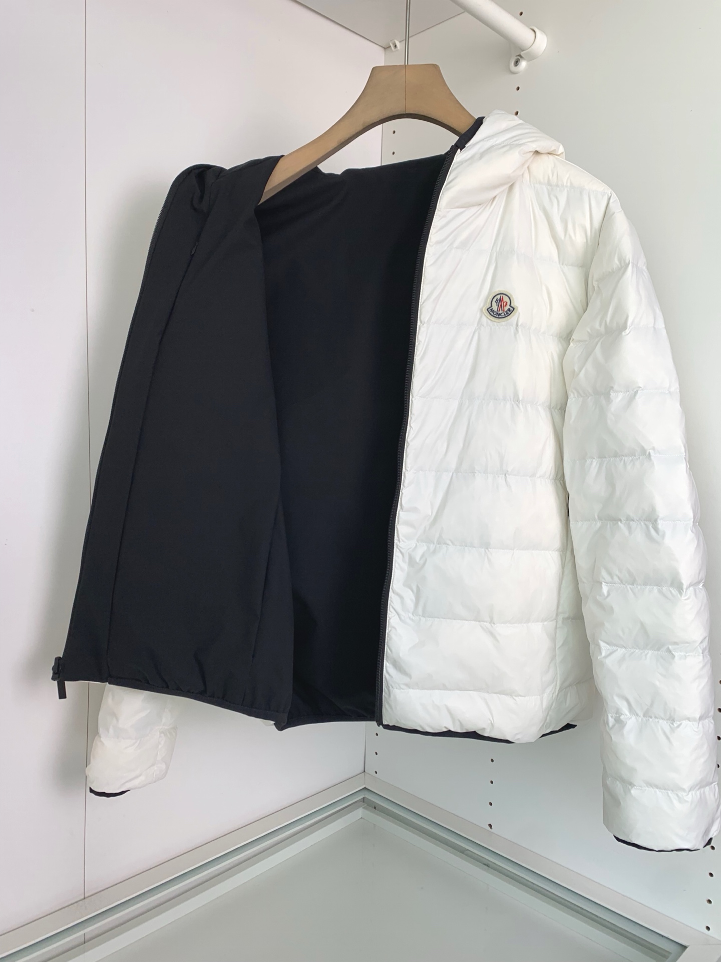 （B面羽绒服）MON秋冬新款简约纯色休闲双面羽绒服！男士经典双面穿简约大气，采用三防面料，防水，防油污，