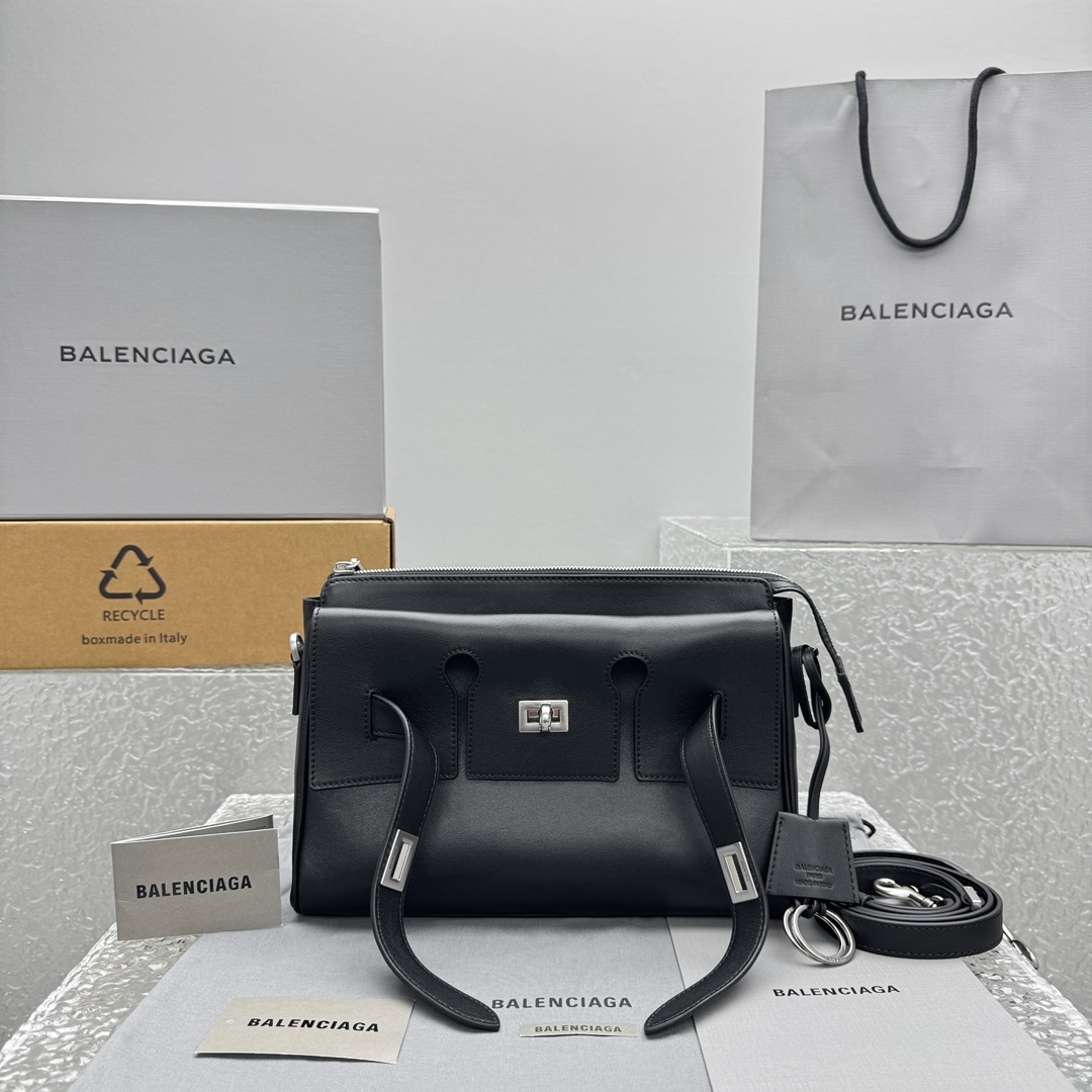 Balenciaga Style Black Messenger Bag Lookbook Reference image 1