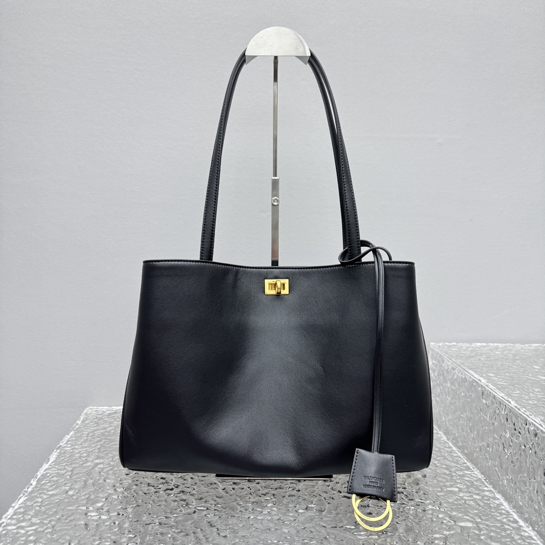 Balenciaga Style Black Tote Bag Lookbook Reference image 2