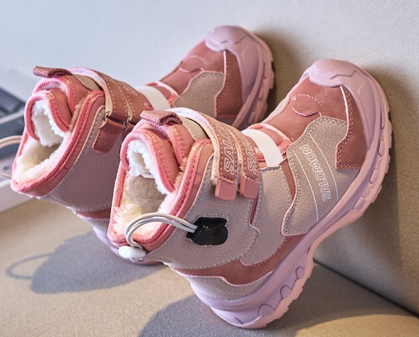 图片[5]-💘萨络蒙单板滑雪鞋BOA户外加绒雪地靴！🎈💲 🚗纯原萨络蒙单板滑雪鞋BOA户外骑行保暖靴多功能远足靴登山鞋加绒款雪地靴🛵 🔥SALOMON欧洲站最霸气高端款厚底老爹鞋户外减震款徒步鞋男女童大气雪地靴💥 🍎官网潮牌韩版最新款防滑防踢脚耐磨底透气休闲潮鞋增高童鞋雪地靴滑雪装备💋 🍒颜色： 黑，粉，棕 尺码：26-37码-选品中心