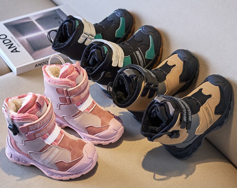 图片[7]-💘萨络蒙单板滑雪鞋BOA户外加绒雪地靴！🎈💲 🚗纯原萨络蒙单板滑雪鞋BOA户外骑行保暖靴多功能远足靴登山鞋加绒款雪地靴🛵 🔥SALOMON欧洲站最霸气高端款厚底老爹鞋户外减震款徒步鞋男女童大气雪地靴💥 🍎官网潮牌韩版最新款防滑防踢脚耐磨底透气休闲潮鞋增高童鞋雪地靴滑雪装备💋 🍒颜色： 黑，粉，棕 尺码：26-37码-选品中心