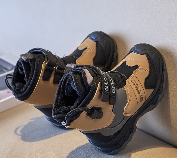 图片[5]-💘萨络蒙单板滑雪鞋BOA户外加绒雪地靴！🎈💲 🚗纯原萨络蒙单板滑雪鞋BOA户外骑行保暖靴多功能远足靴登山鞋加绒款雪地靴🛵 🔥SALOMON欧洲站最霸气高端款厚底老爹鞋户外减震款徒步鞋男女童大气雪地靴💥 🍎官网潮牌韩版最新款防滑防踢脚耐磨底透气休闲潮鞋增高童鞋雪地靴滑雪装备💋 🍒颜色： 黑，粉，棕 尺码：26-37码-选品中心