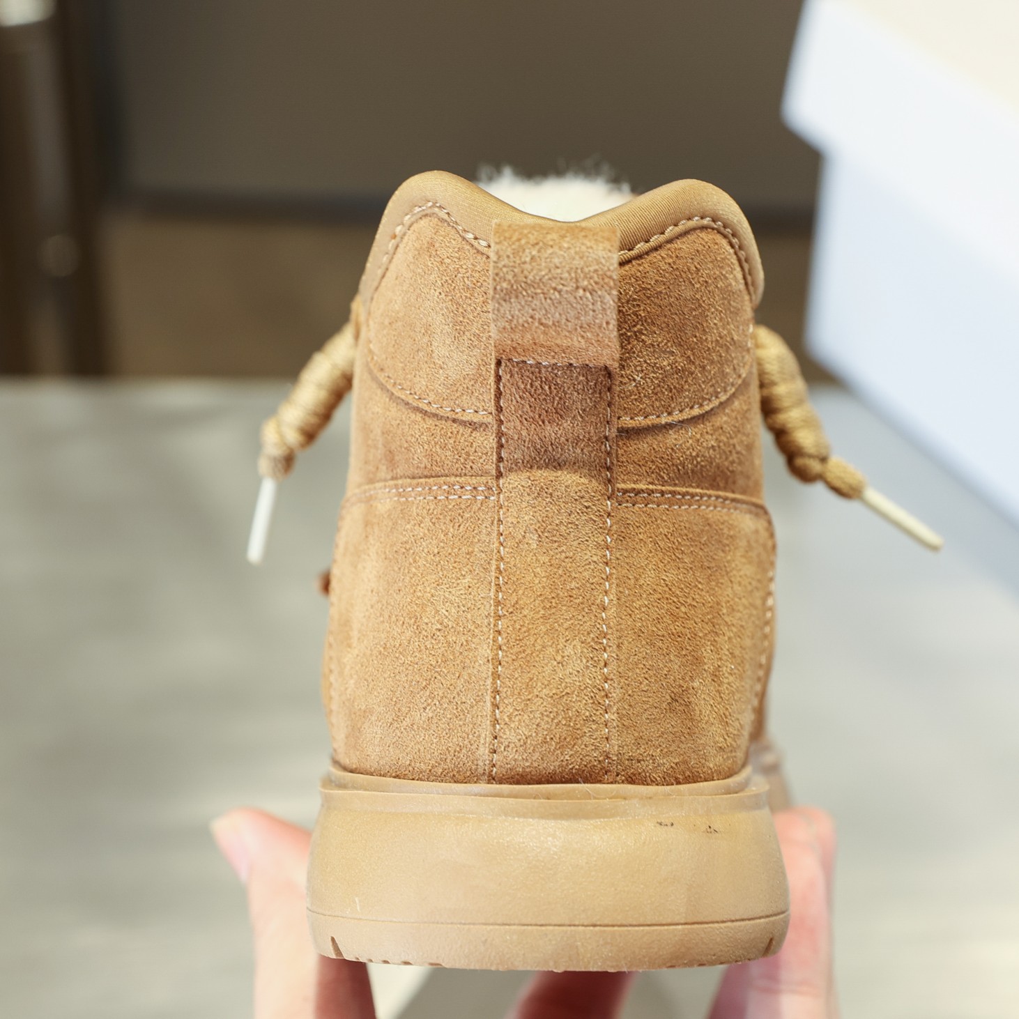 图片[6]-💖UGG卡皮巴拉马里奥雪地靴💝💲 🚗卡皮巴拉马里奥丑萌真皮大头冬季户外新款防寒靴真皮加绒潮流棉鞋雪地靴🛵 💘UGG 2024爆版周冬雨同款儿童雪地靴短筒防滑保暖厚底一脚蹬童鞋亲子鞋💝 🍒材料：牛皮+内里混纺羊毛+TPR滑底 实际脚长加0.5-1CM后选内长（注意：本身偏大一码） 🔥颜色：栗色+巧克力色 号码：26-37-选品中心