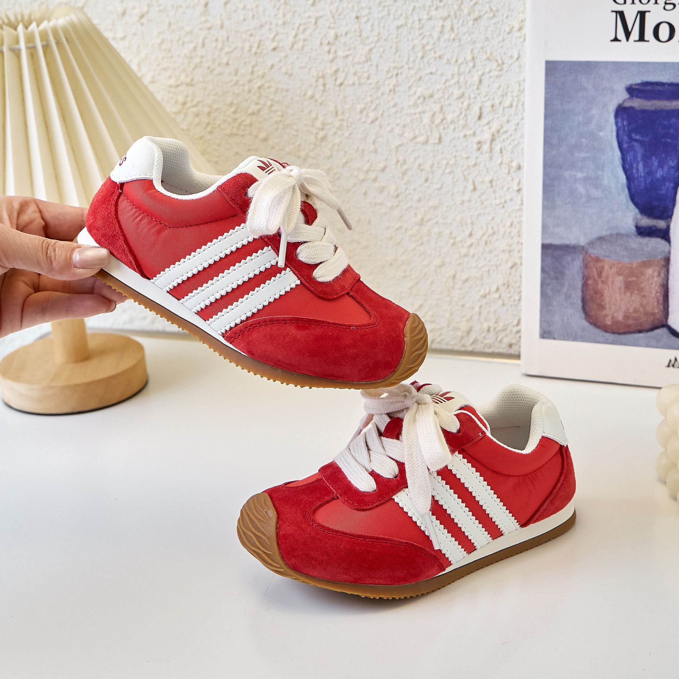 图片[5]-💝阿迪达斯阿甘德训鞋童鞋💘💲 🚗ADIDAS三叶草阿甘德训鞋网红款真皮+雨伞布芭蕾舞拼色儿童休闲运动鞋🛵 🍎明星款欧洲站系带内侧隐形魔术贴歪头鞋男女童百搭跑步鞋户外炸街童鞋💖 💖官网潮牌韩版最新款防滑平底舒适透气休闲经典四季款亲子潮鞋轻便童鞋🔥 🍒颜色6色可选： 黑色,黄色，绿色 红色，粉色，白色 尺码：26-37码 实际脚长加0.5-1CM后选内长-选品中心