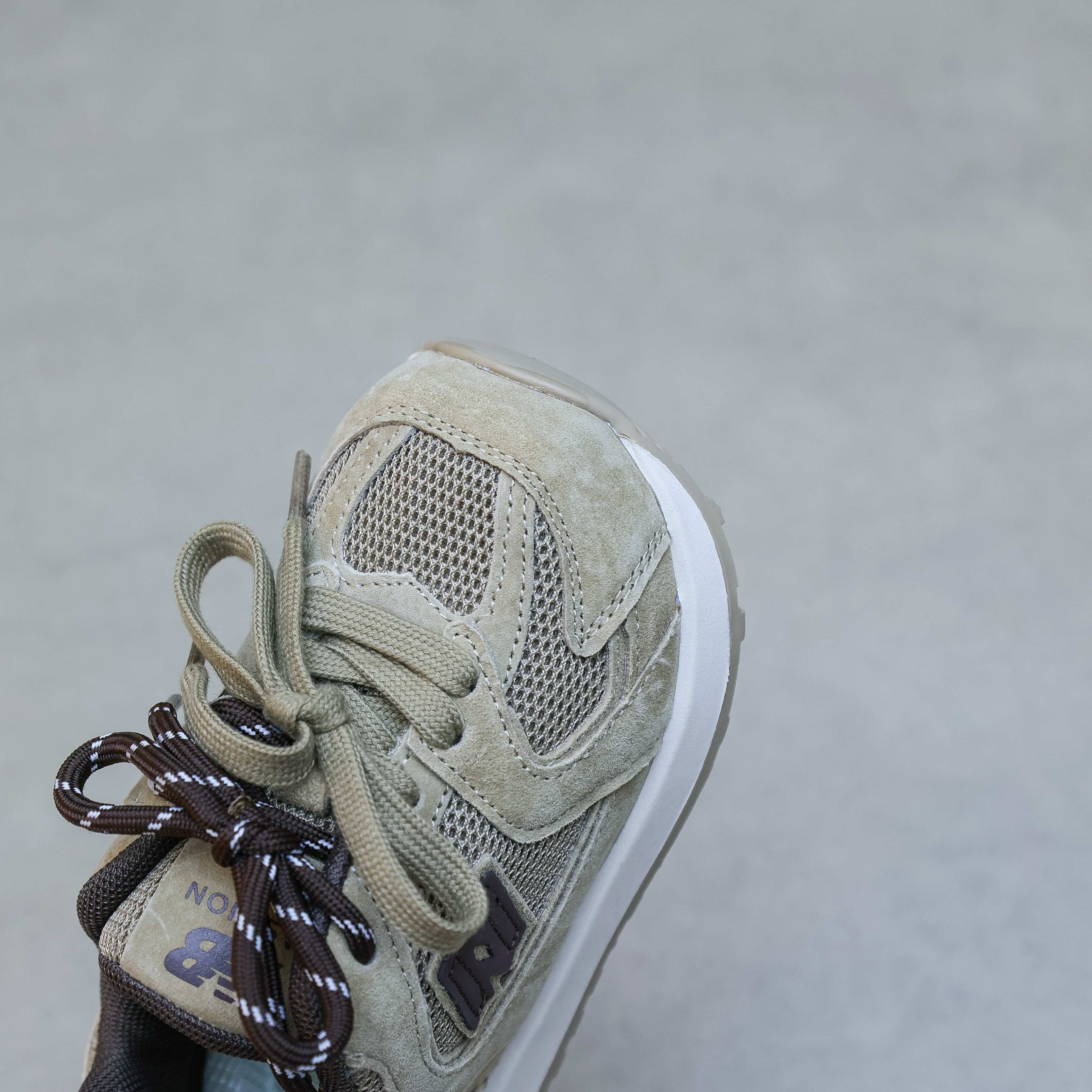 图片[3]-NB 卡皮巴拉联名款童鞋26-37 卡皮巴拉联名网红款内侧魔术贴真皮德训鞋双鞋带阿甘鞋跑鞋🛵-选品中心