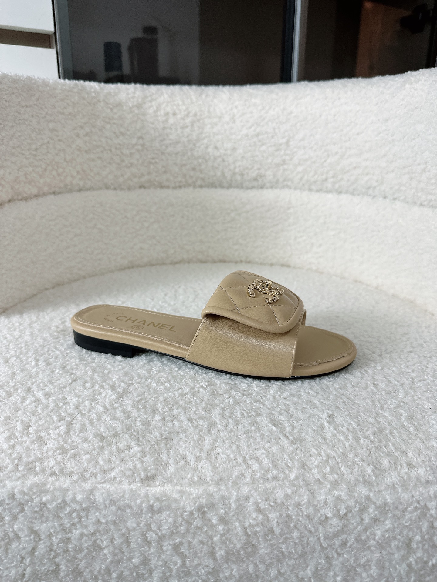 _dFt9szPJwEUAu4Z-HH_JdVLFuEbPqOaLAZ5z-lg