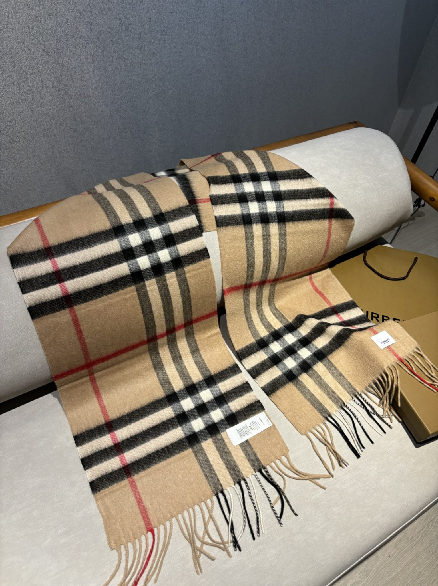博柏利 Burberry 经典高级手袋包包 #IgIQ 7