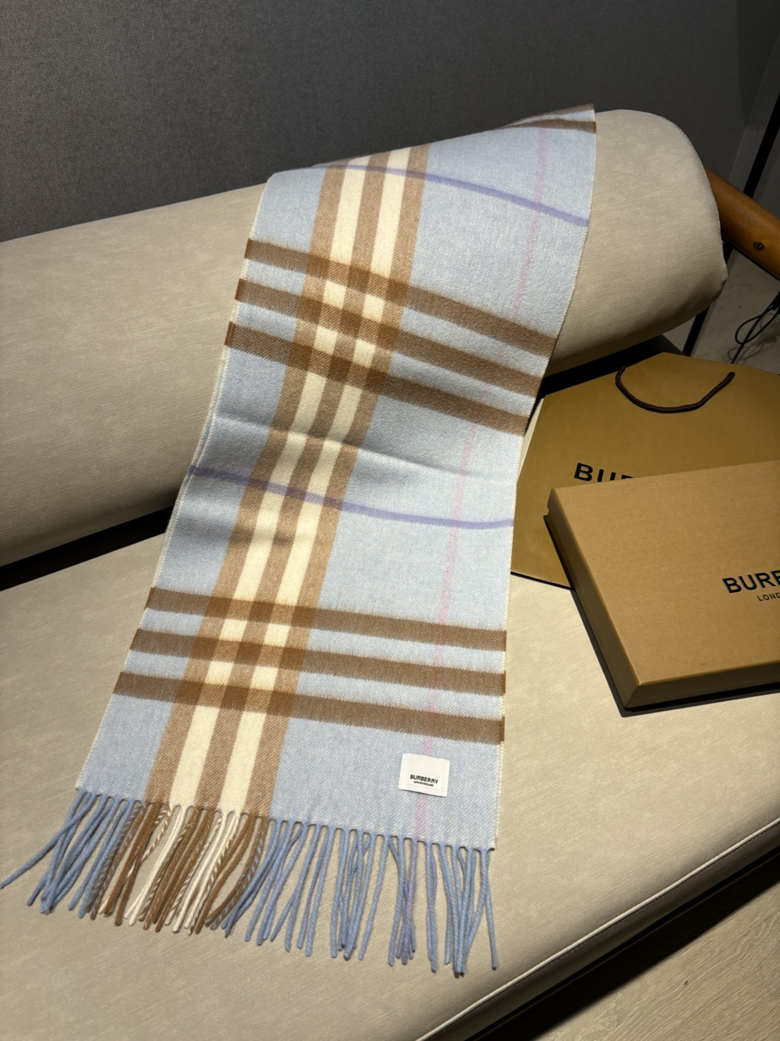 博柏利 Burberry 经典高级手袋包包 #QKKw 3