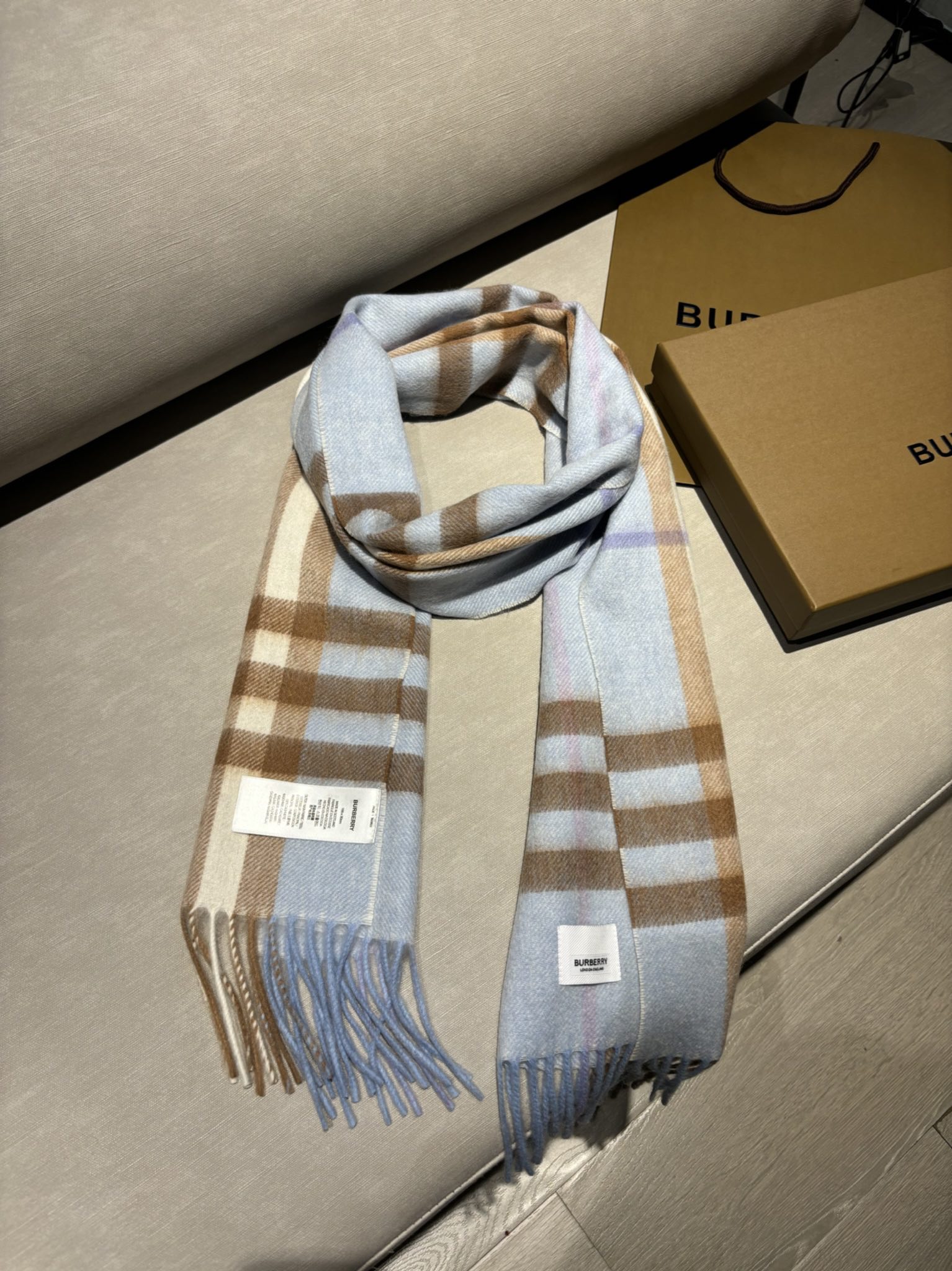博柏利 Burberry 经典高级手袋包包 #QKKw 9