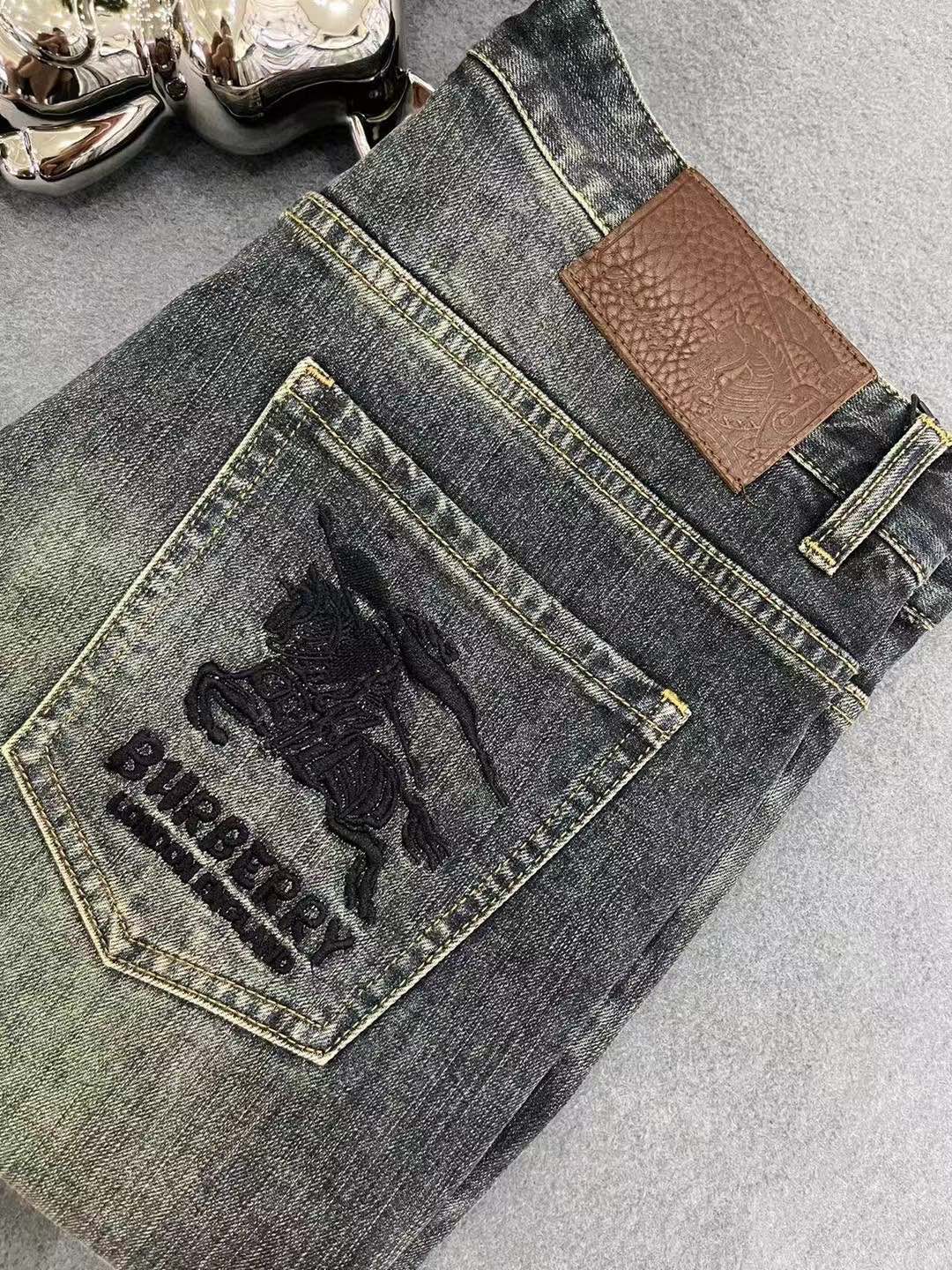 路易威登 Louis Vuitton 高定典藏名品高定成衣时装外套连衣裙衬衫T恤 #662B7288 2