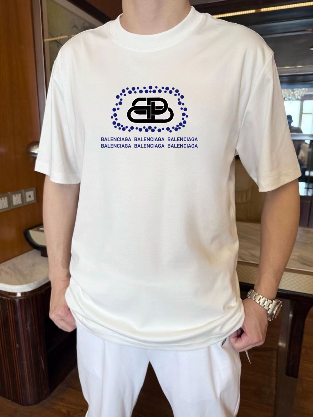 Balenciaga Logo T-shirt - Zwart/Wit, 2025 Lente/Zomer Collectie, Ruime Pasvorm