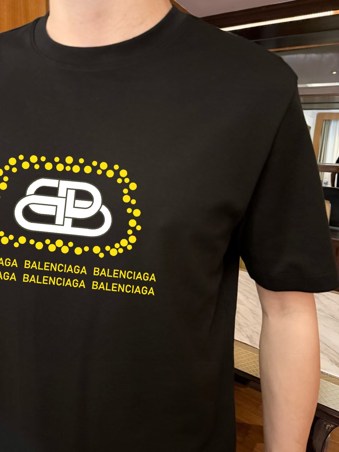 Balenciaga 2025 Spring/Summer Men's Black Cotton T-Shirt with Logo Print 8 i1751128864568 8631 0 6