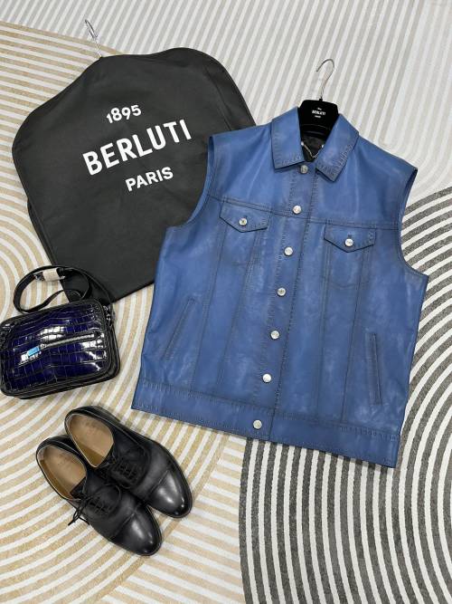 Berluti Chaleco de Cuero Azul para Hombre - Artesanía y Estilo Exclusivo 1 Berluti Chaleco de Cuero Azul para Hombre - Artesanía y Estilo Exclusivo