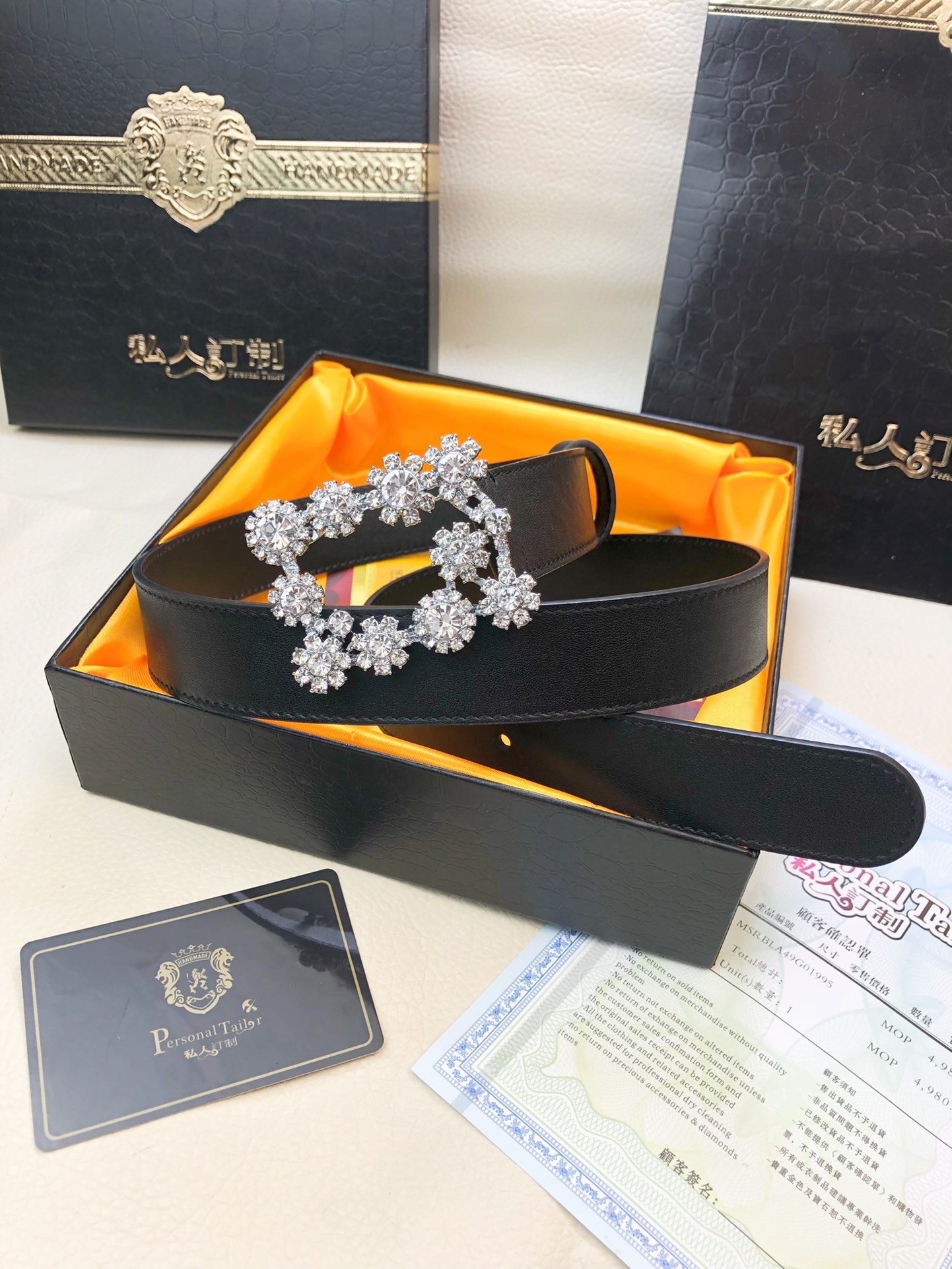 ️️最新火爆款上市品牌Rogervivier[强][强]高端品质！材料带身彩用进口头层牛皮制作原单专柜高