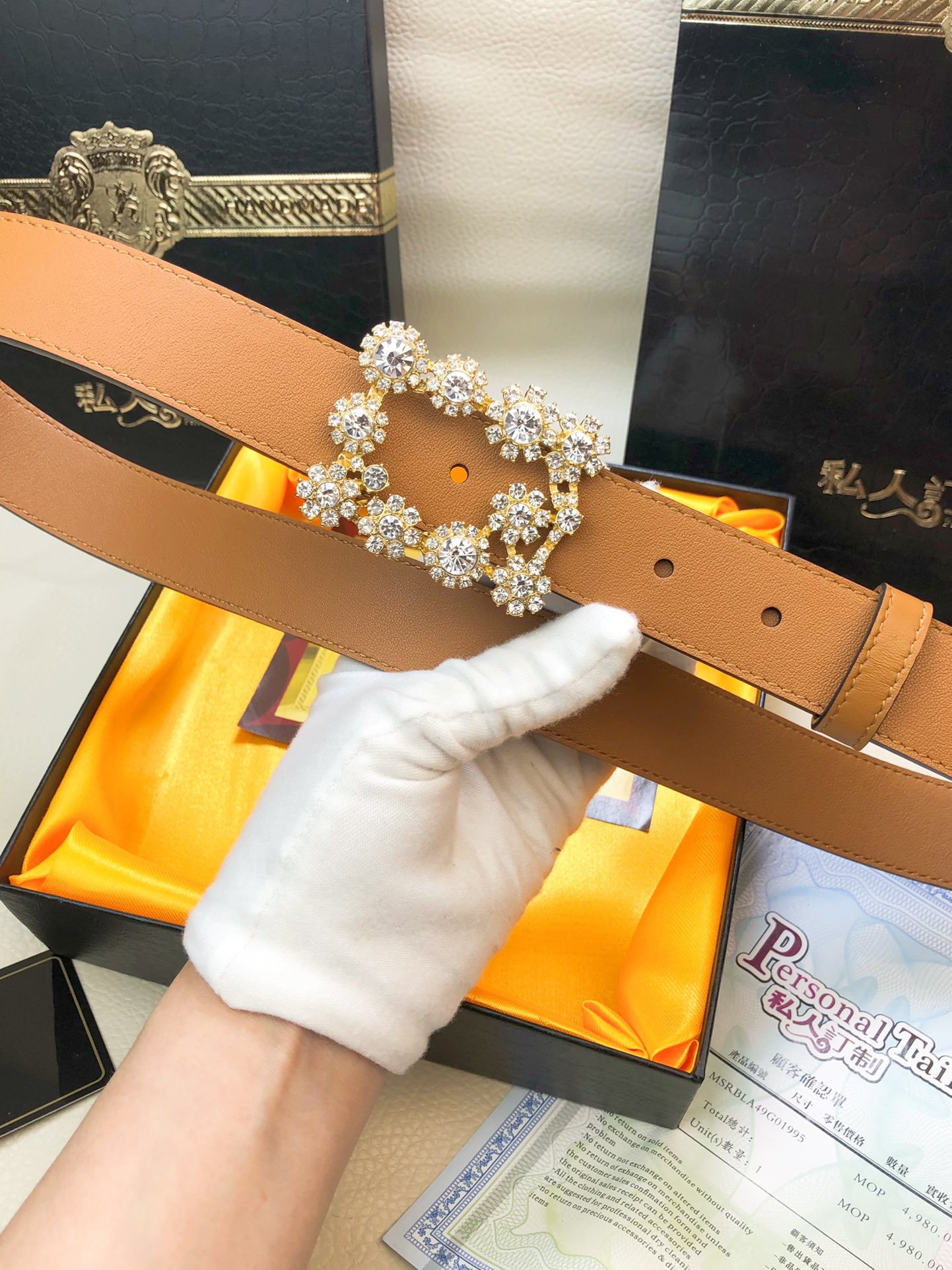 ️️最新火爆款上市品牌Rogervivier[强][强]高端品质！材料带身彩用进口头层牛皮制作原单专柜高