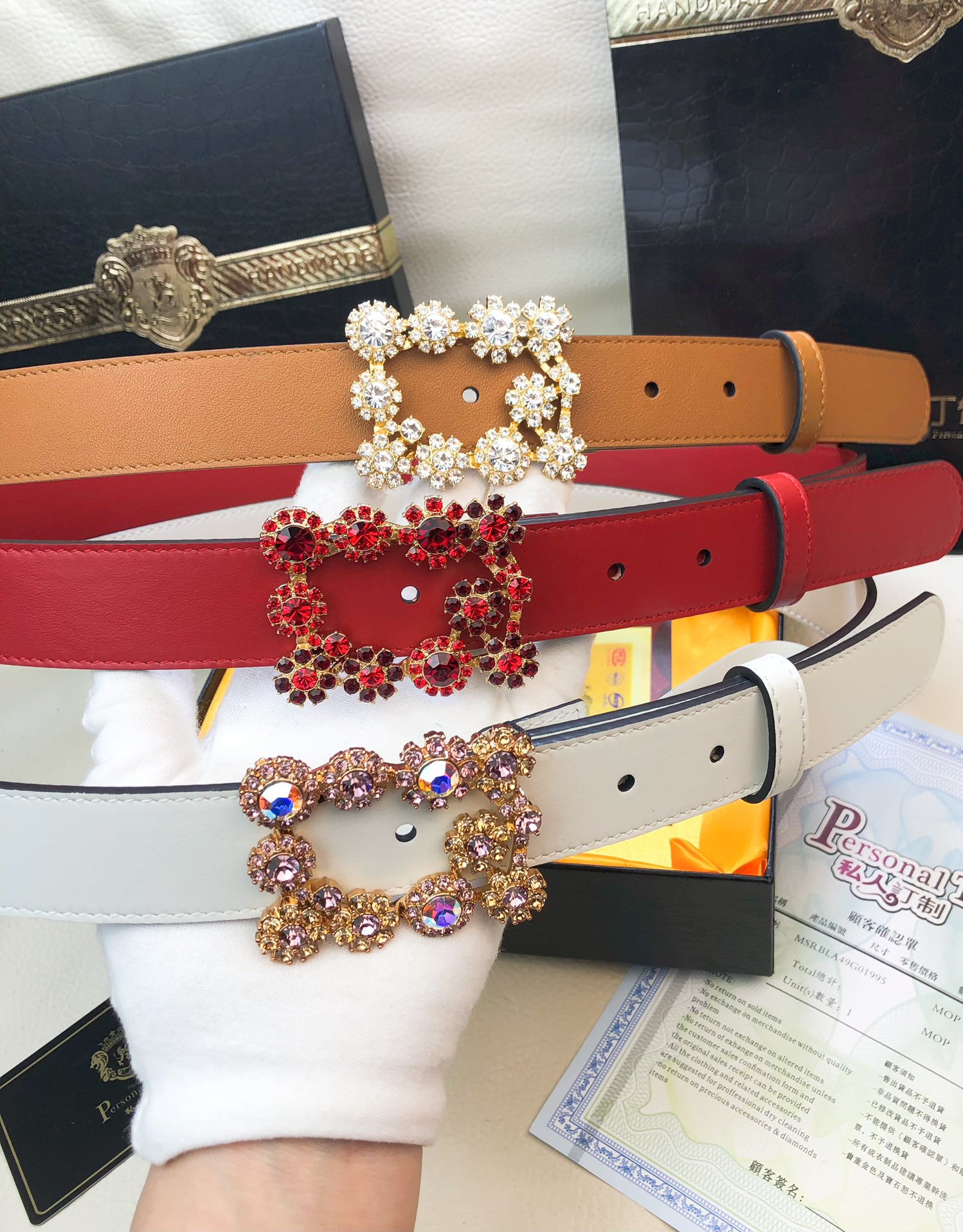 ️️最新火爆款上市品牌Rogervivier[强][强]高端品质！材料带身彩用进口头层牛皮制作原单专柜高