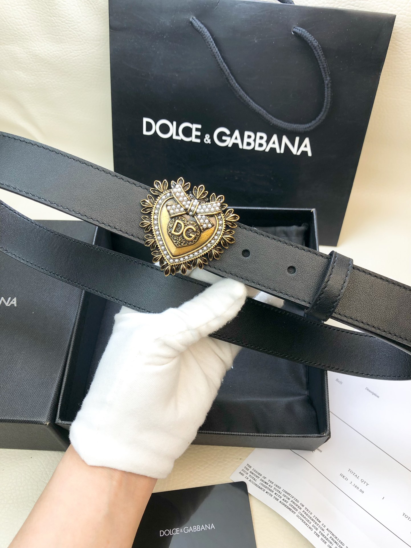 ️️️最新款上市啦品牌D&G高端品质简约而不简单只为喜欢而选择不为敷衍而将就你若爱我就在上身效果时尚潮流