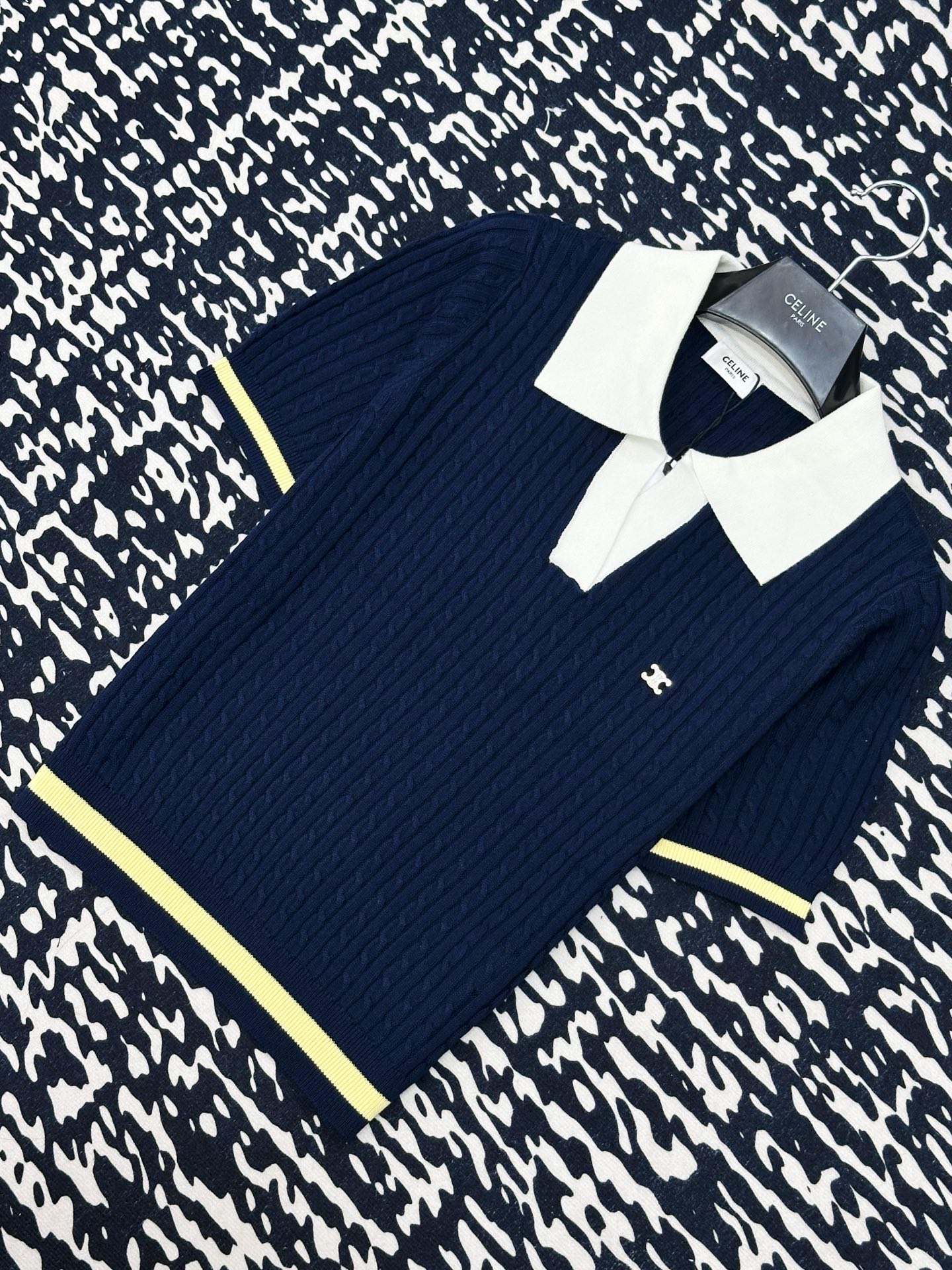 NO:415118,New fabric breathable, design embellishment!  High-end atmosphere on the upper body. Number of codes//,alexander wang19860909新款 面料透气 设计修饰点缀！上身高级氛围感  码数//,,alexander wang,Women's clothing