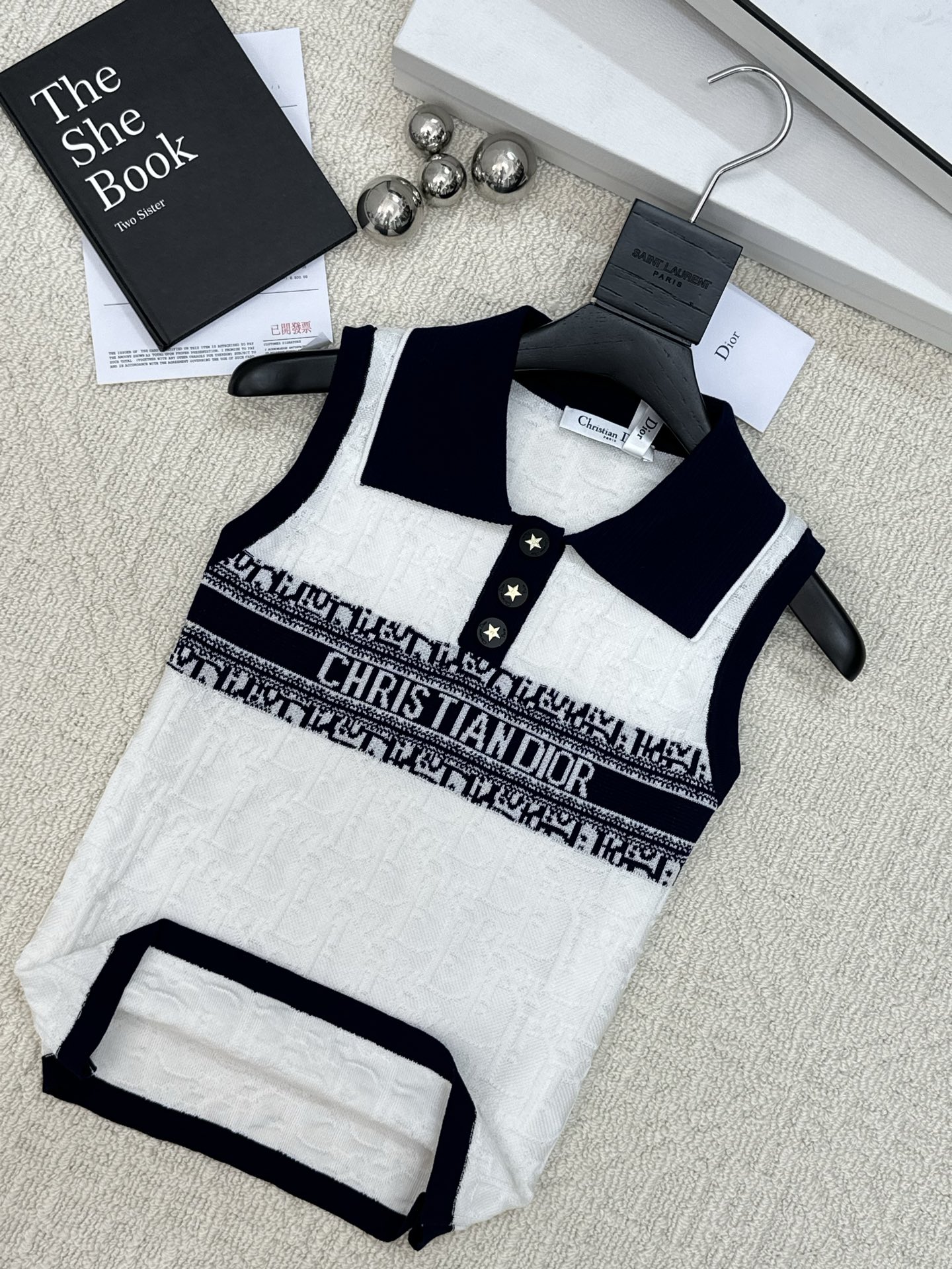 NO:432599,New two-color vest Polo jacquard logo pattern embellishment and decoration, slim and fashionable upper body color code //, alexander wang19860909新款 二色背心Polo提花logo图案点缀修饰 上身顯瘦時尚 色 码数//,,alexander wang,Women's clothing