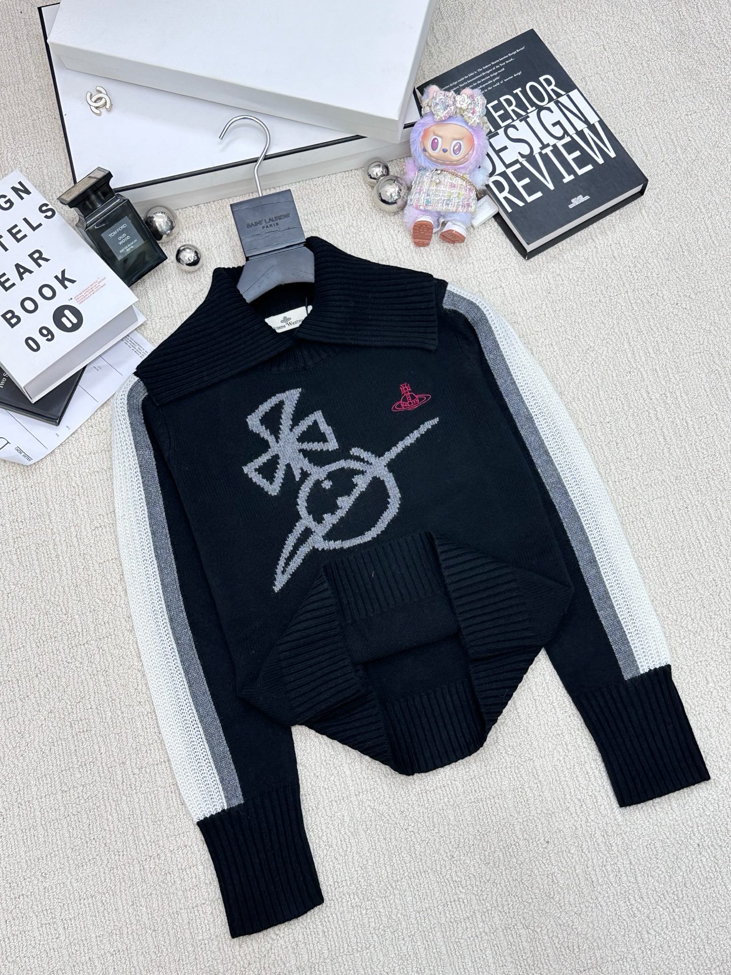 VivienWestwood 西太后 𝟐𝟓新款 翻领针织长袖款 logo图案修饰点缀 系列款出货 🆕🆕🆕