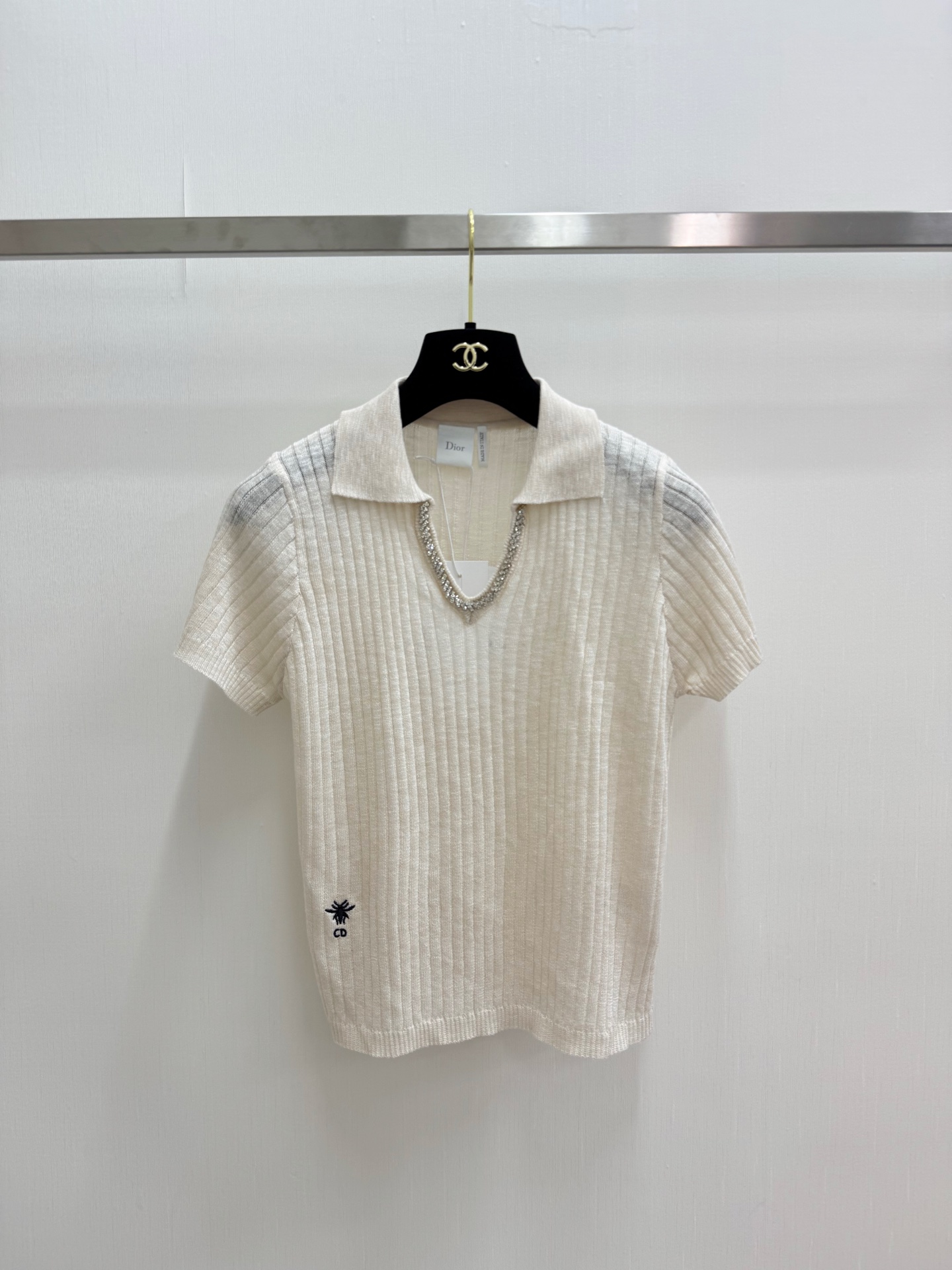 DIOR 26夏季新款 重工刺绣圆领短袖款 logo图案修饰点缀 上身高级氛围感🈵️🈵️ 三色SML