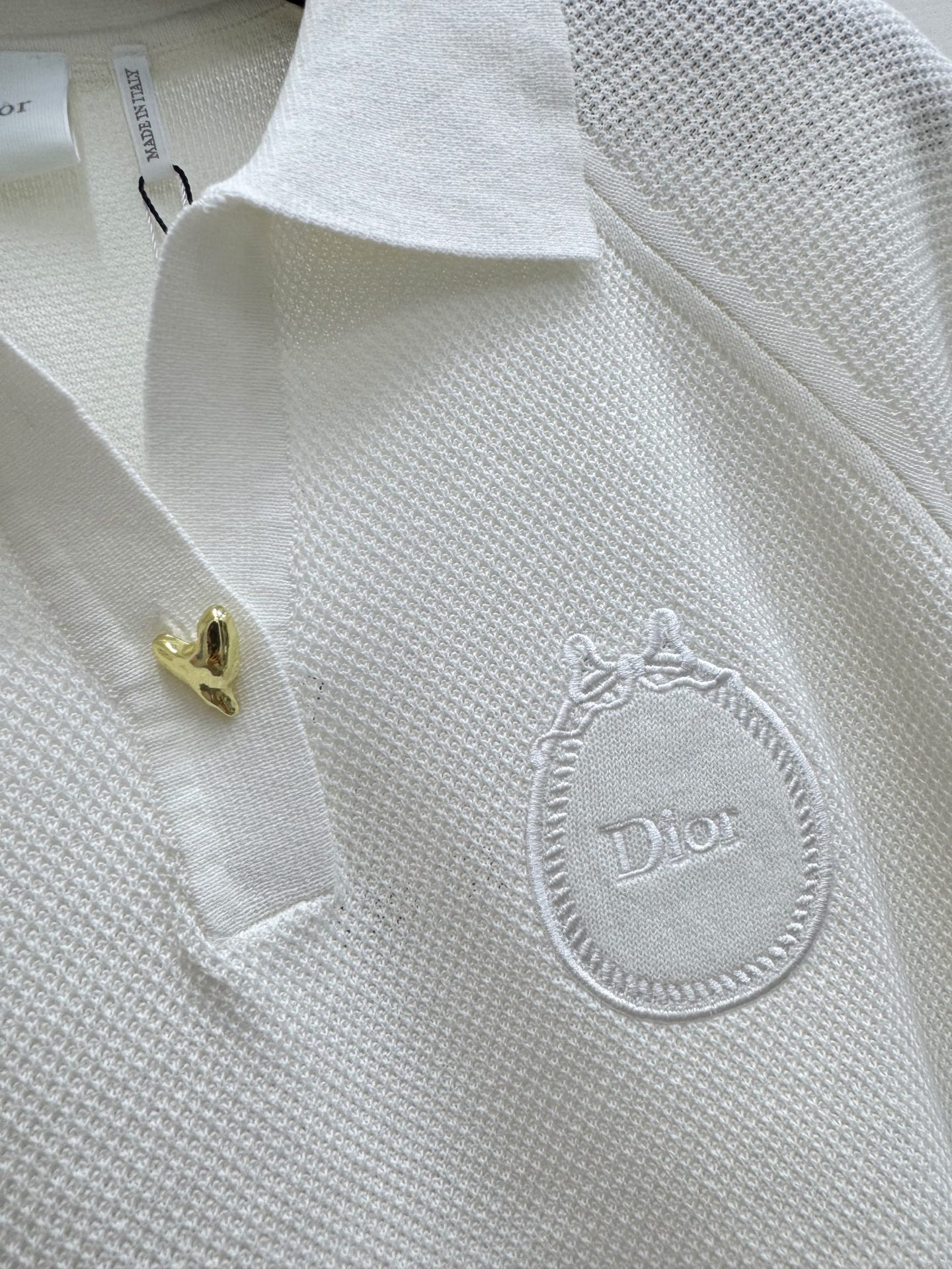 Dior 新款 简约风Polo领短袖款 logo图案修饰点缀 上身高级氛围感🈵️🈵️ 三色SML