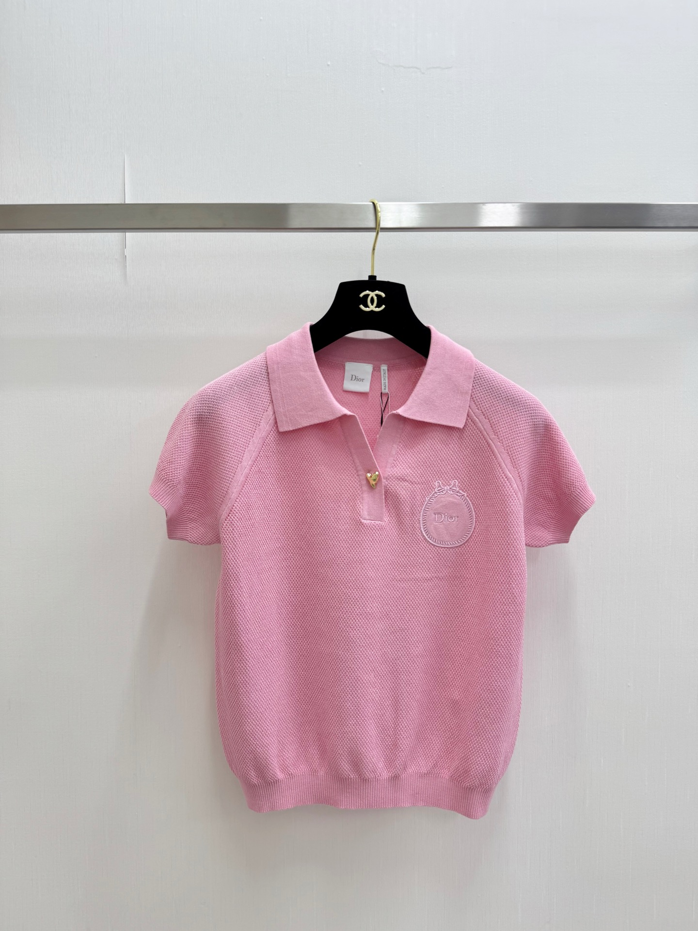 Dior 新款 简约风Polo领短袖款 logo图案修饰点缀 上身高级氛围感🈵️🈵️ 三色SML