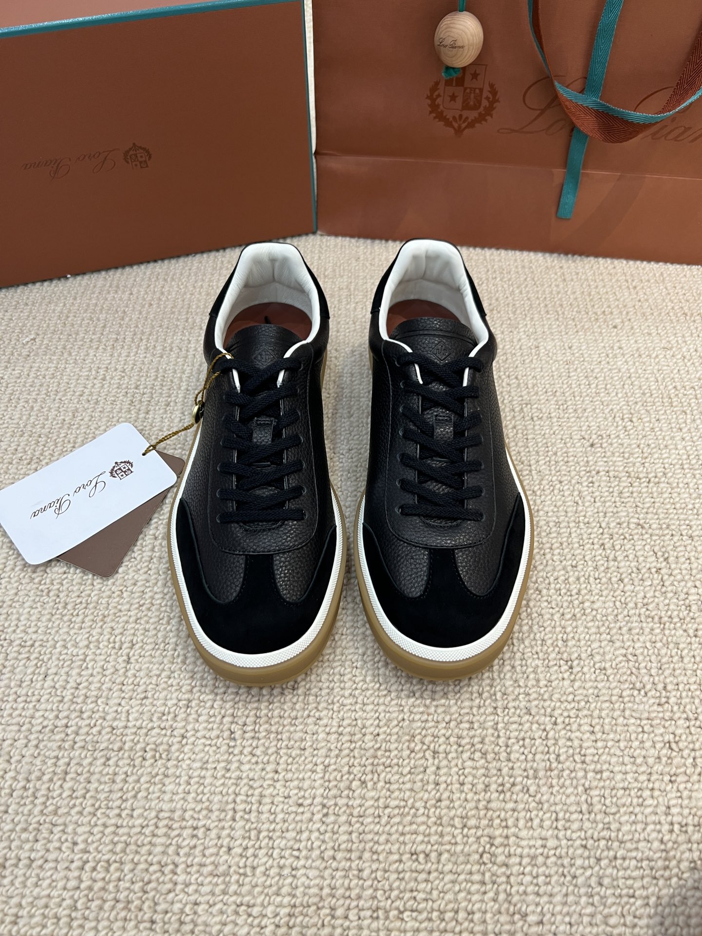 NO:408724,German training shoes, black leather shots, casual shoes/sports shoes, sneakers19860909德训鞋 黑皮实拍,休闲鞋/运动鞋,sneakers,Women's Shoes