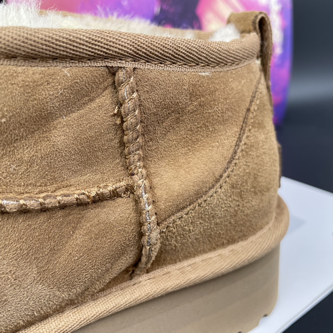 Ugg snow boots