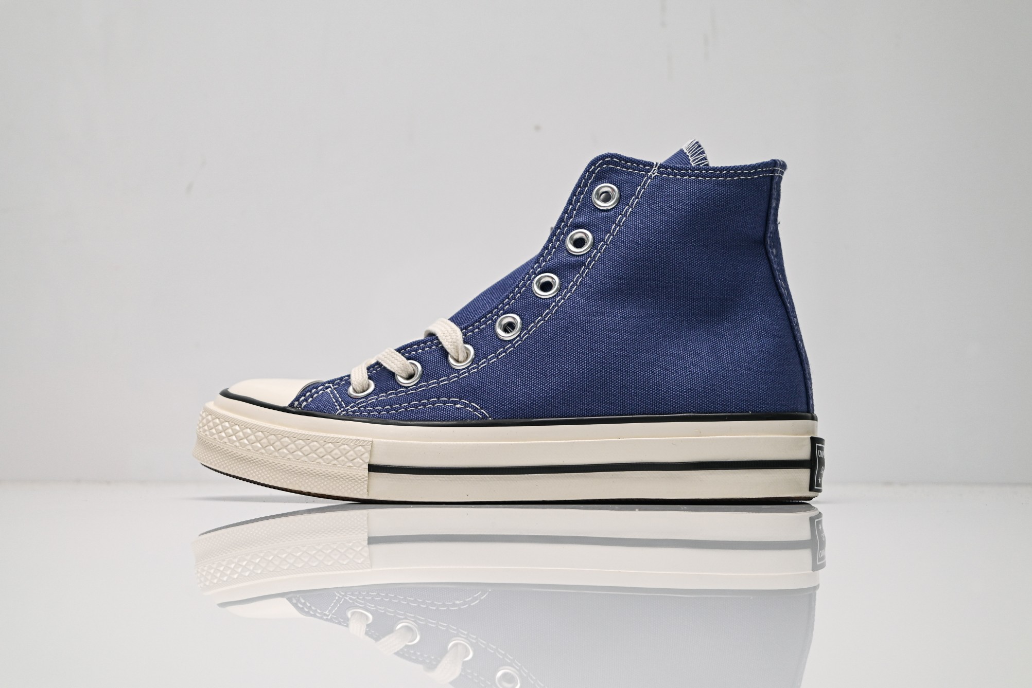 _dtS9sMr351ICAamMTsEOLRdWPIc-zweKyyLvhfQ