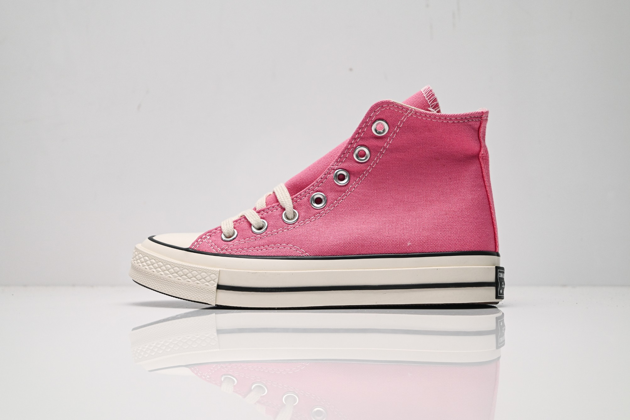 _dei9sOvyNndbLlLPX8E5JZsrrAq4KBPEE5tooJw