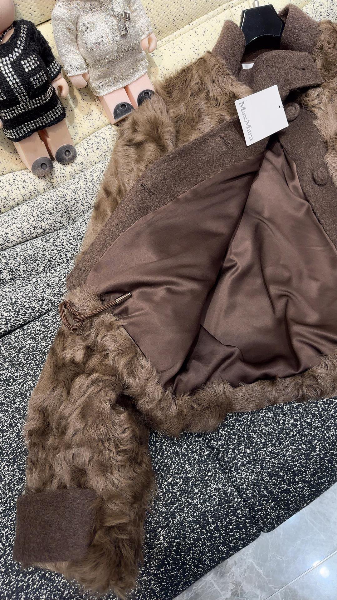 MAXMA*a Single-Rate Female Suit with Dust-Proof Bags Featuring Rare Little Lake Wool - 图片 4