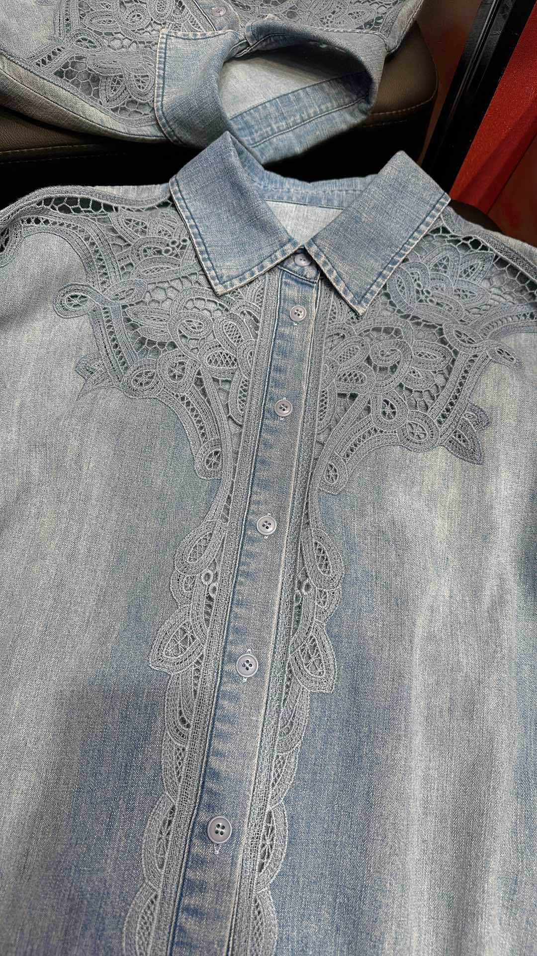 P943 ORIGINAL TWEEDY-SCREENED WITH ERMANNO SCERVINO WATER-WASHED COWBOY TUNNEL EMBROIDERED SHIRT - 图片 3