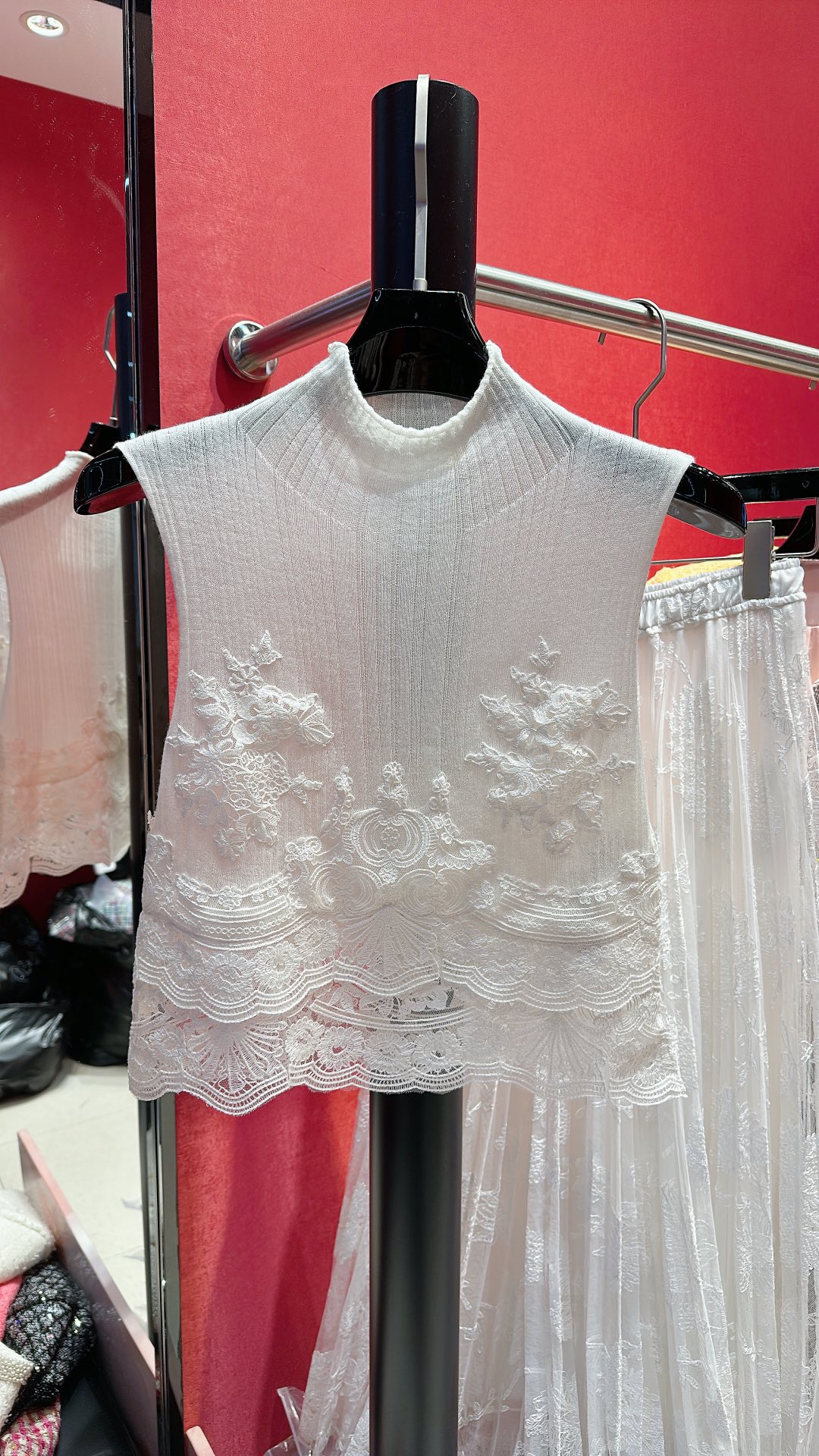 Luxury Italian Fashion Brand: Ermanno Scervino’s Lace King Dress with Wool Embroidery