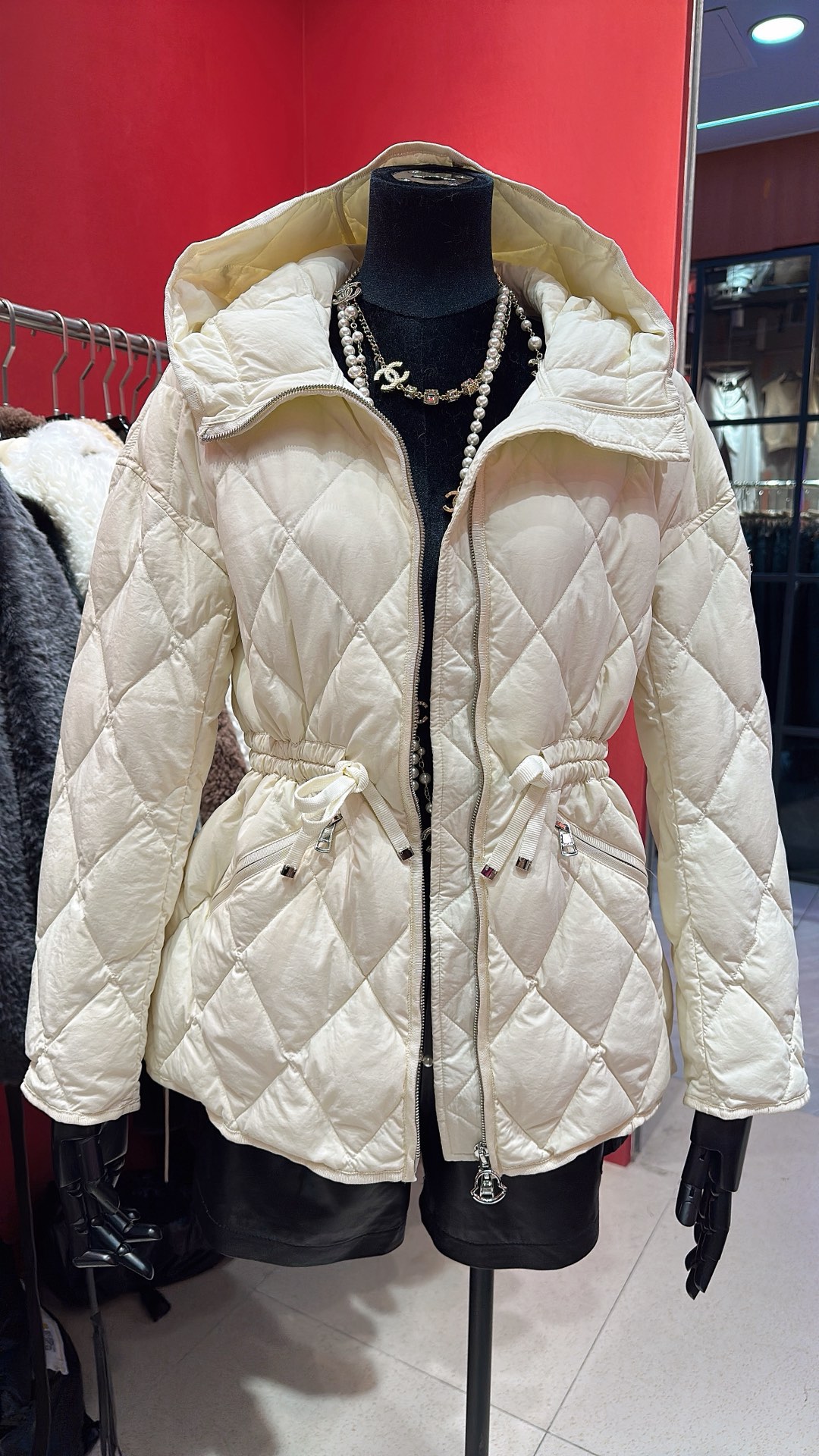 NO:689304,moncler19860909MONCLER*25新款上新 秋冬系列收腰中长菱格轻薄鹅绒服 码数 SML,蒙口-服装,Moncler,,Women's clothing