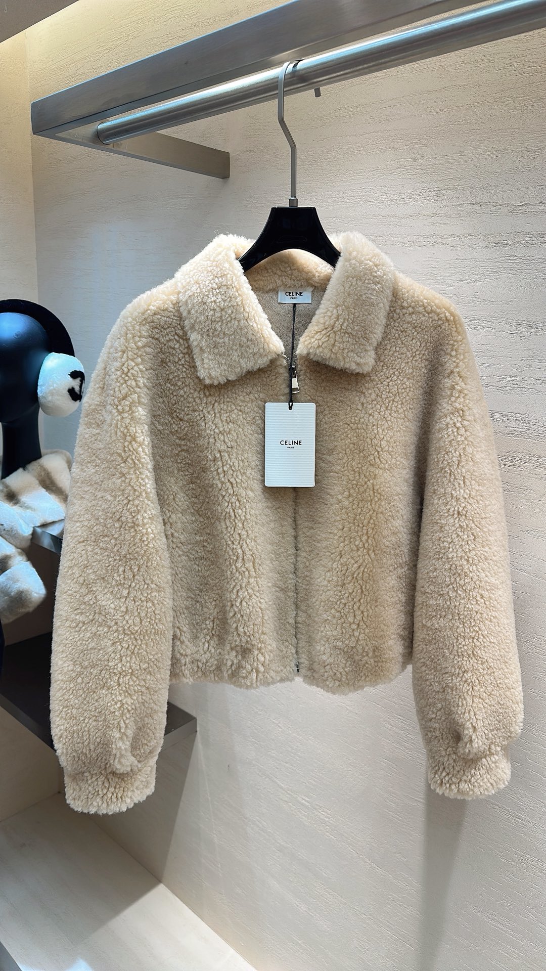 NO:689320,CELINE*25 New Style Autumn and Winter Series Wool Plush Jacket Size S M L, Celine-clothing, celine, celine, jackets & coats,19860909CELINE*25新款上新 秋冬系列羊毛毛绒外套 码数S M L,赛琳-服装,celine,celine,jackets & coats,,Women's clothing