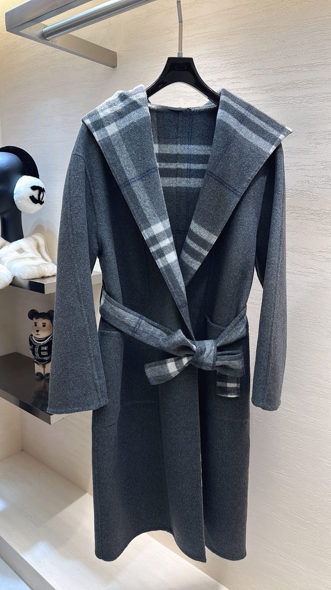 NO:689311,BURBERRY*25 new style autumn and winter series sheep wool plaid belt coat size S M L, Burberry-clothing, burberry,19860909BURBERRY*25新款上新 秋冬系列绵羊毛格纹腰带大衣 码数S M L,博柏利-服装,burberry,,Women's clothing