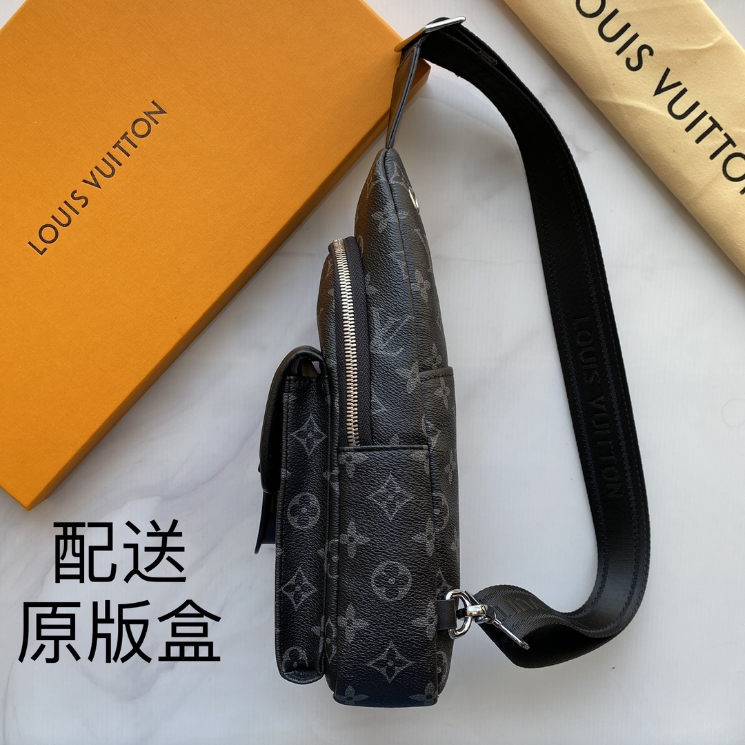 ,【配送原版盒】【原单 搭配头层胎牛皮】路易威登-最新款男士胸包😄原单品质 官网同步 手感超赞 原装五金