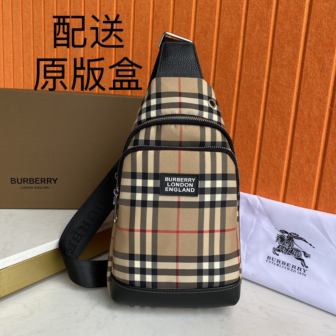，B家！[玫瑰]🌹，火热登场，精选优质男士胸包［强][强] 年度款钜献🎒，👋帅到没朋友[玫瑰][玫瑰]采