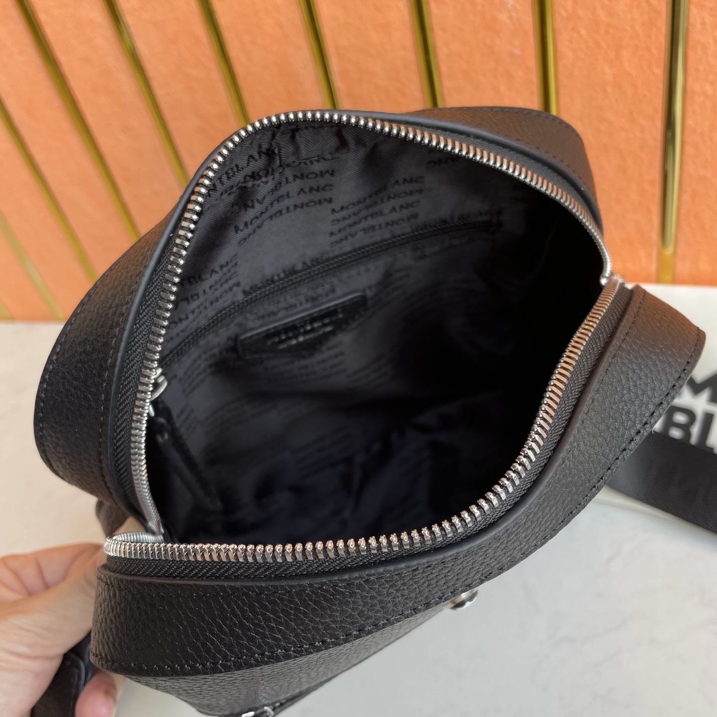 Montblanc Black Leather Crossbody Bag - Refined Style and Practicality 10 i1758205041138 6345 0 8