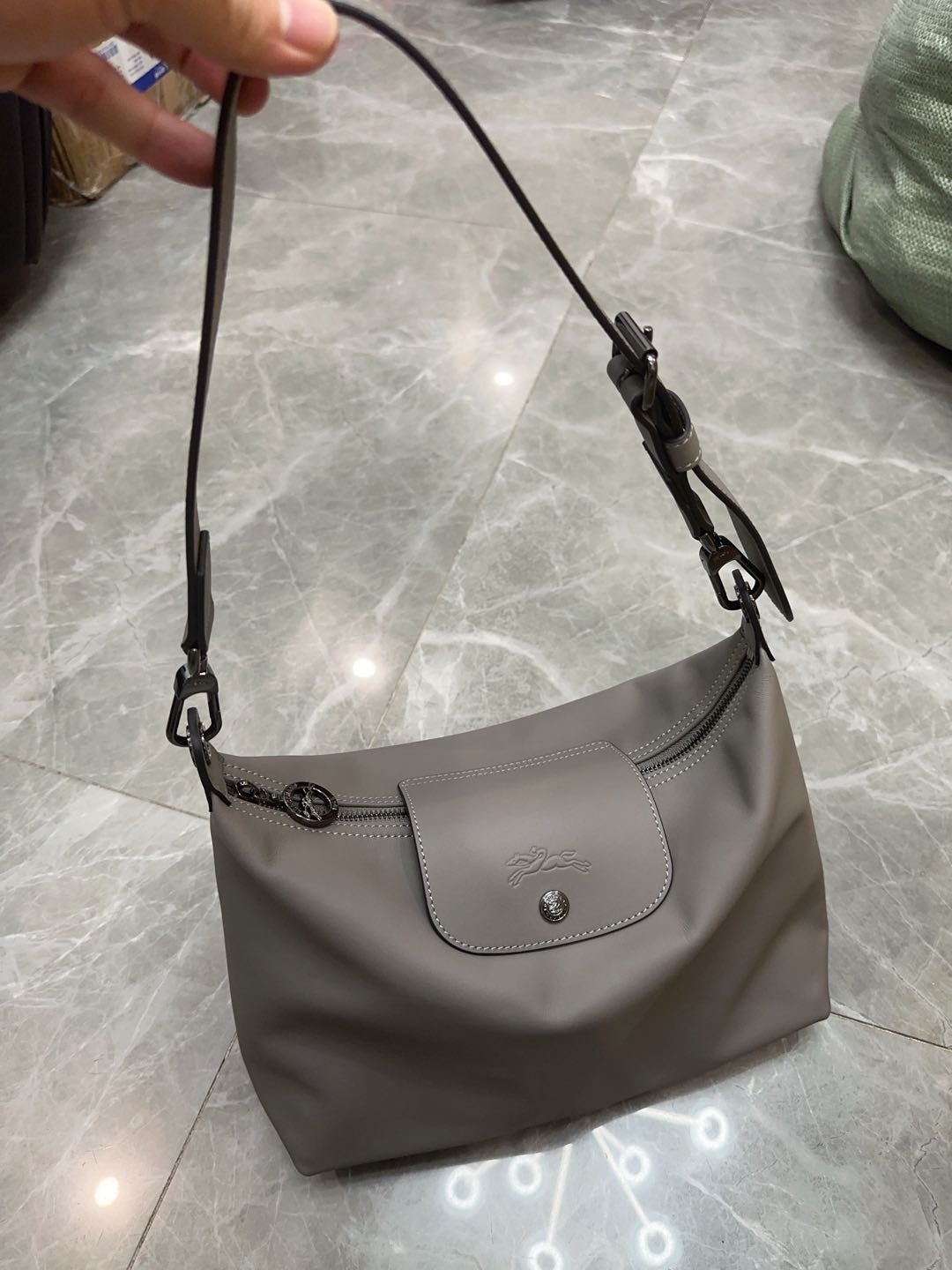 Longchamp Interior pocket with zippered pocket compartment